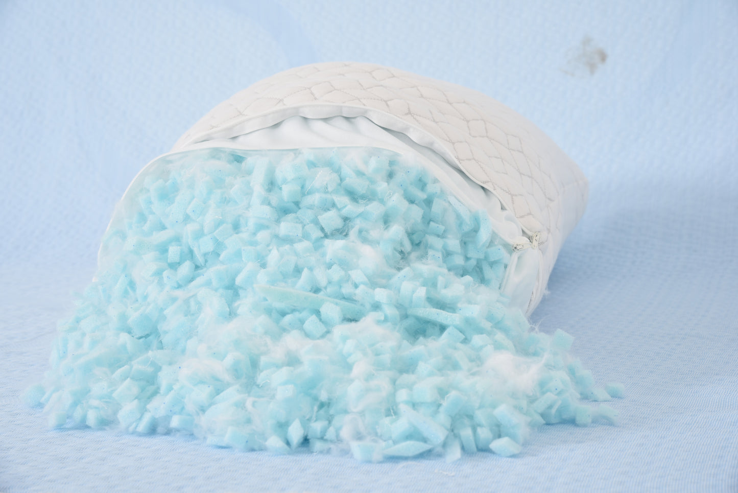 Oreillers de lit pour dormir, 1 oreiller en mousse à mémoire de forme (20" x 26") avec coussin rafraîchissant réglable en bambou pour les personnes dormant sur le côté et sur le dos, lavable et amovible.