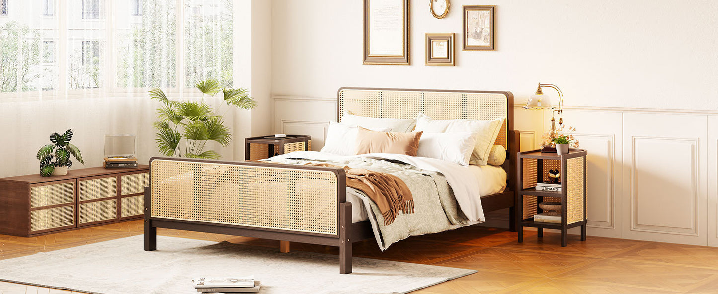 Lit double plateforme en rotin 3 pièces avec 2 tables de nuit, noyer