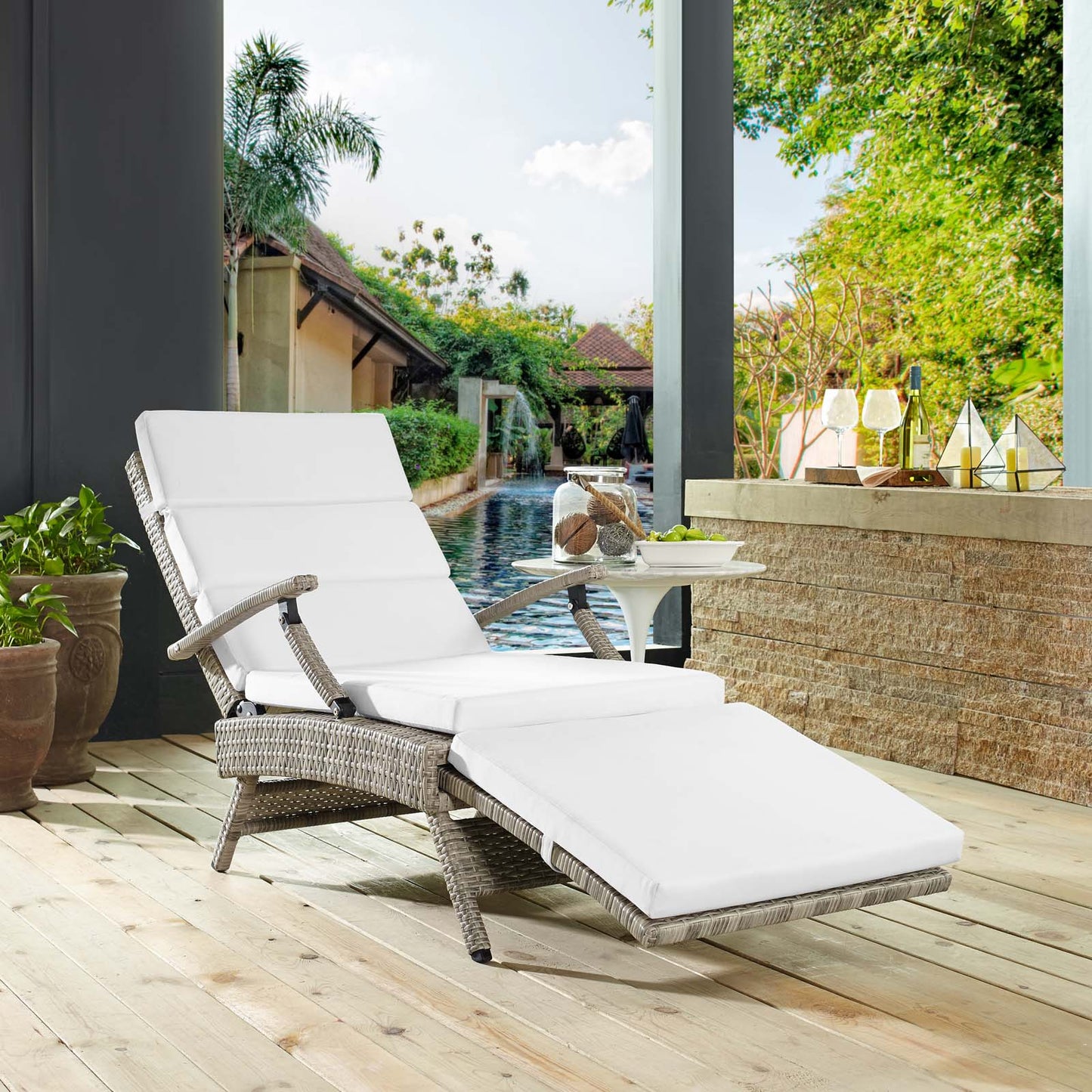 Sillón de mimbre y ratán para exteriores Envisage Chaise de Modway