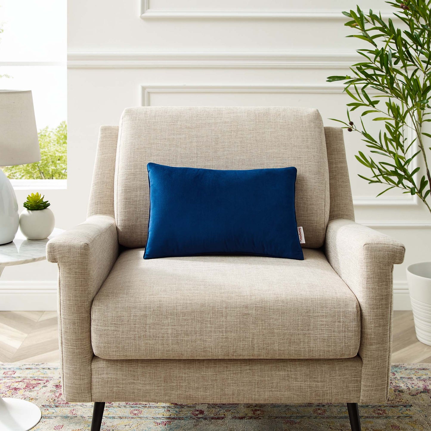 Almohada decorativa de terciopelo de 18" con rendimiento lumbar Enhance de Modway