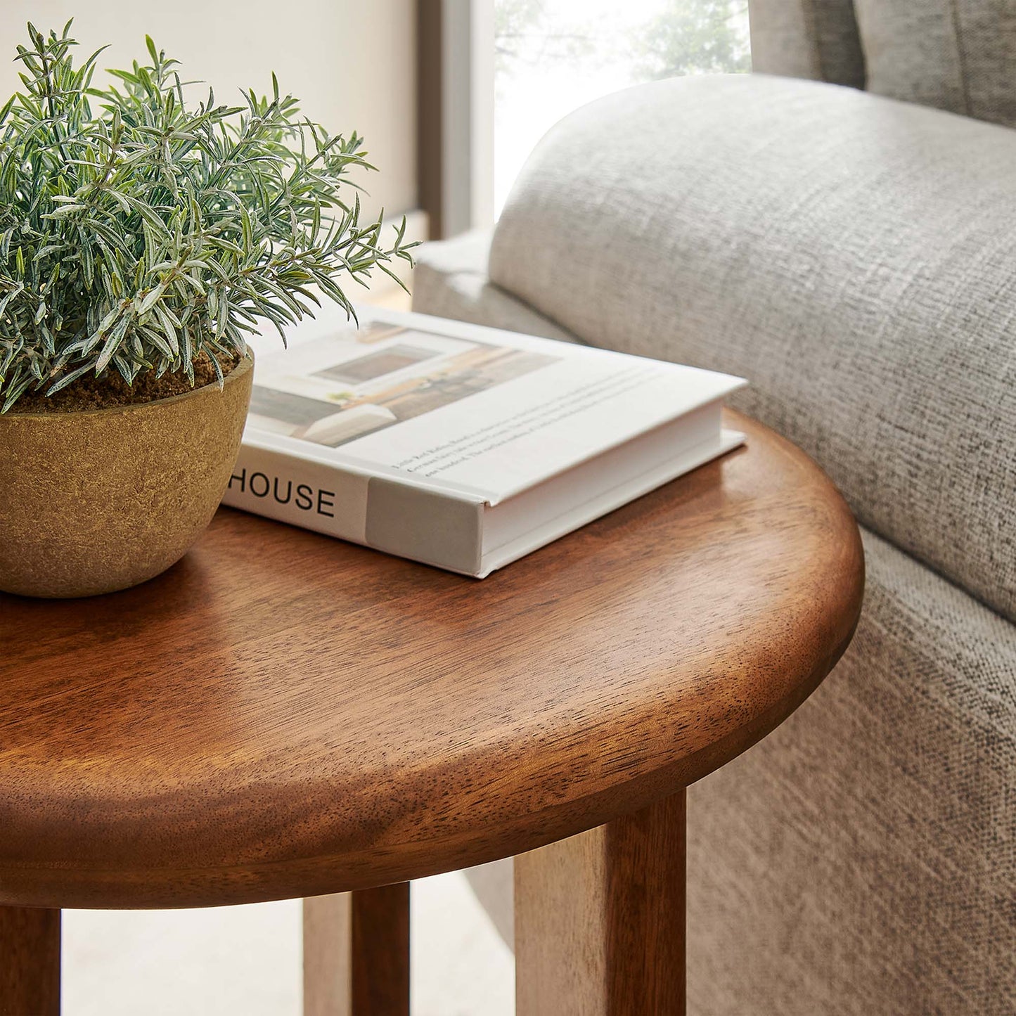 Table d'appoint ronde Rivian