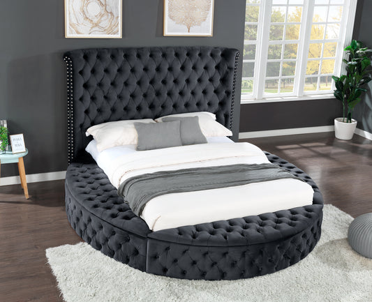 King 5 Pc Bedroom Set Made With Wood In Black Color