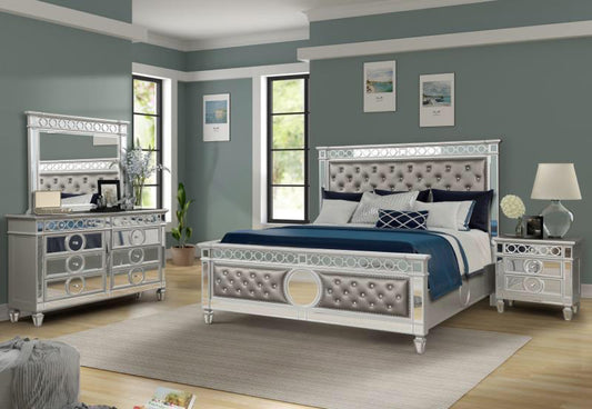 Modern Style Mirror Front Queen 4 Piece Upholstery Bedroom Set made with Wood in Silver