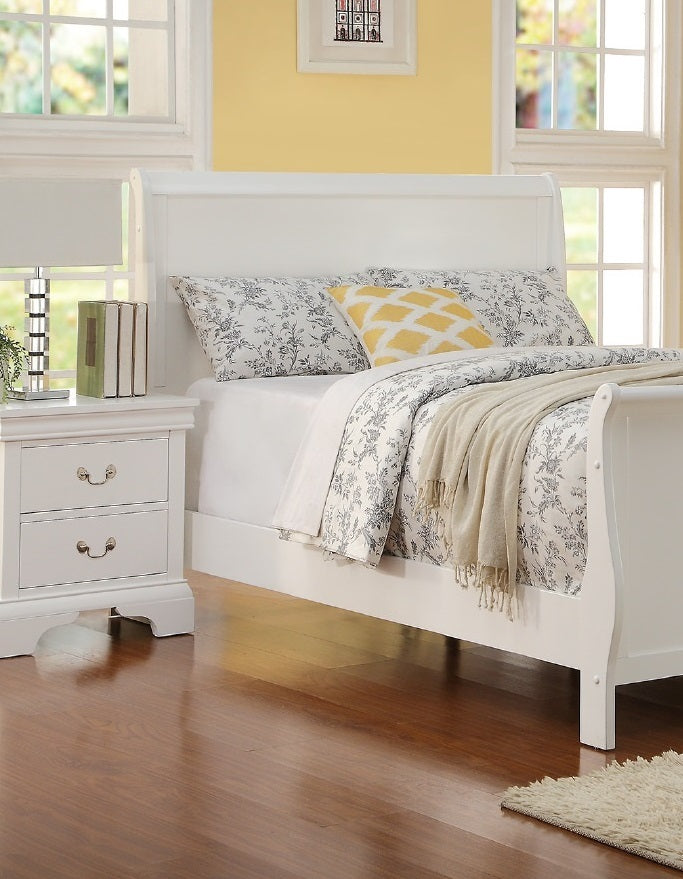 Modern 1pc Full Size Bed Bedroom Furniture Sleigh Design Headboard Footboard Plywood 1pc Bedframe White Color