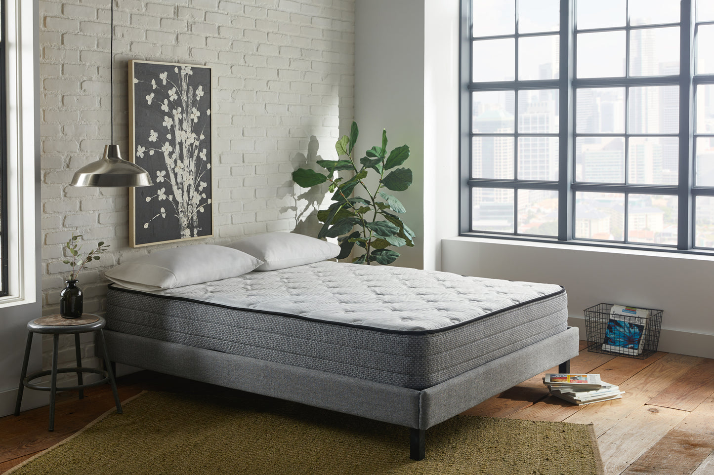 10" Queen Mattress with Gel Memory Foam 884 Pocketed coil