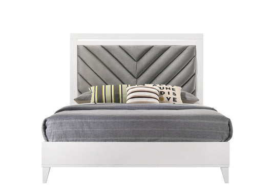 ACME Chelsie E.King Bed• Gray Fabric & White Finish 27387EK