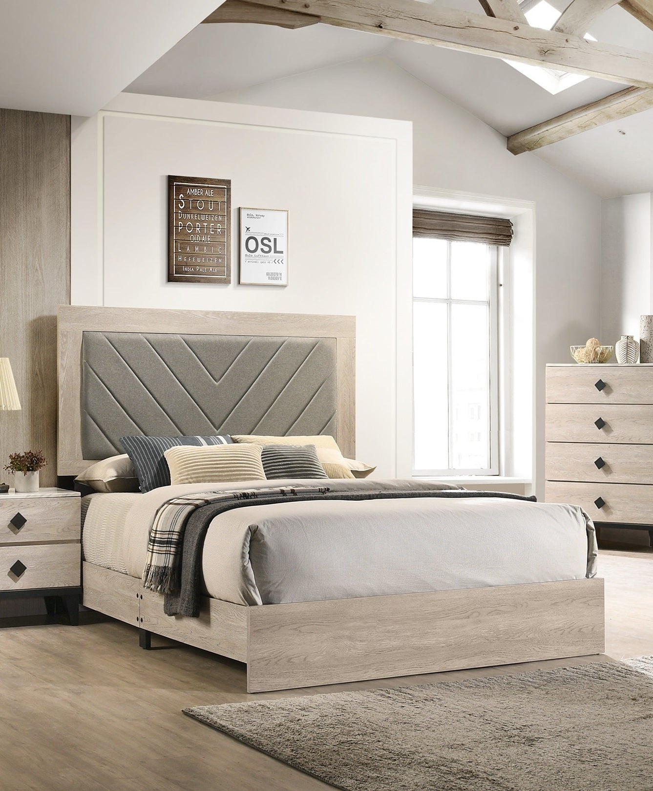 Contemporary 1pc Cream Finish Eastern King Size Bed Bedroom Furniture Gray V-Design Headboard Rubberwood 1pc Bedframe