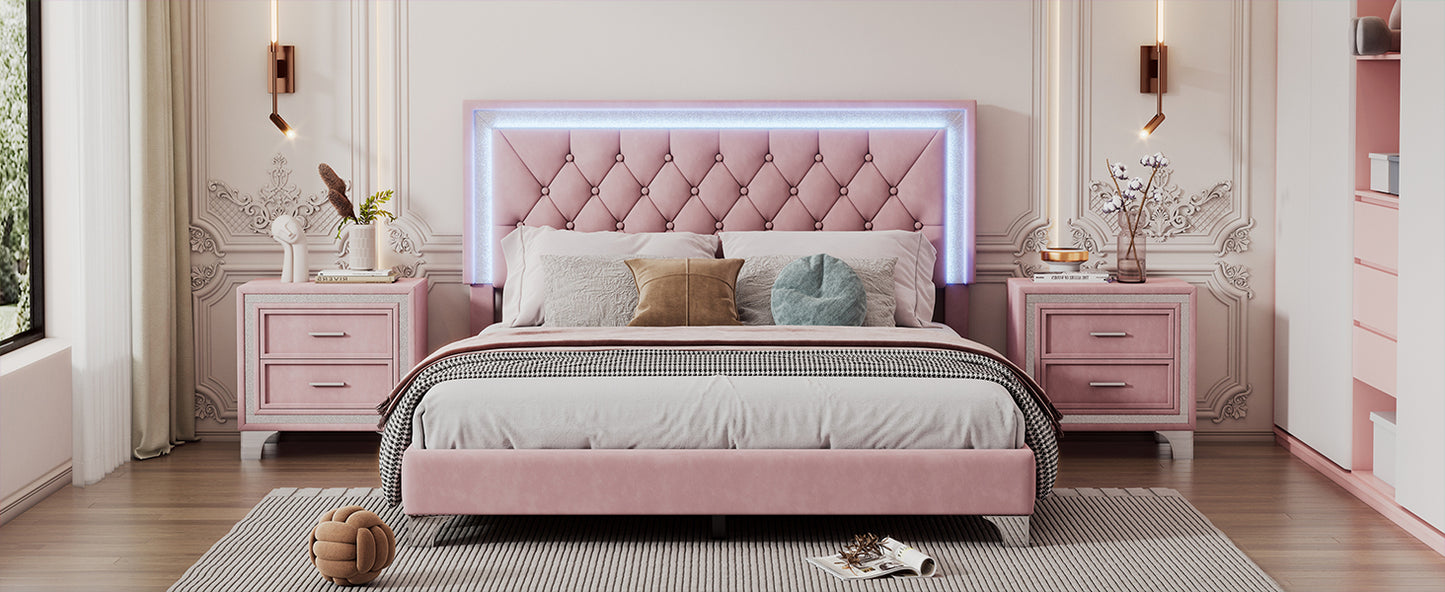 Juego de dormitorio de 3 piezas, cama tamaño queen tapizada con plataforma, luces LED y dos mesitas de noche, color rosa