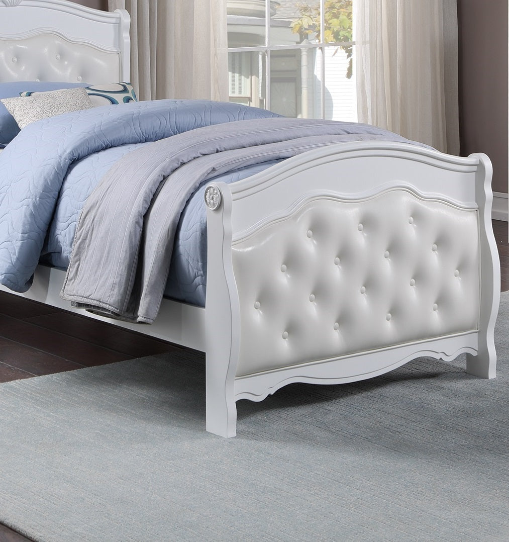 White Full Size Bed Youth Bedroom Furniture White Faux Leather Headboard Footboard Plywood 1pc Bedframe