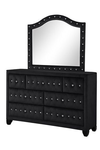 Queen 4 Pc Bedroom Set Made With Wood In Black Color