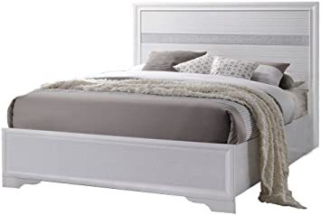 ACME Naima Full Bed in White 25765F