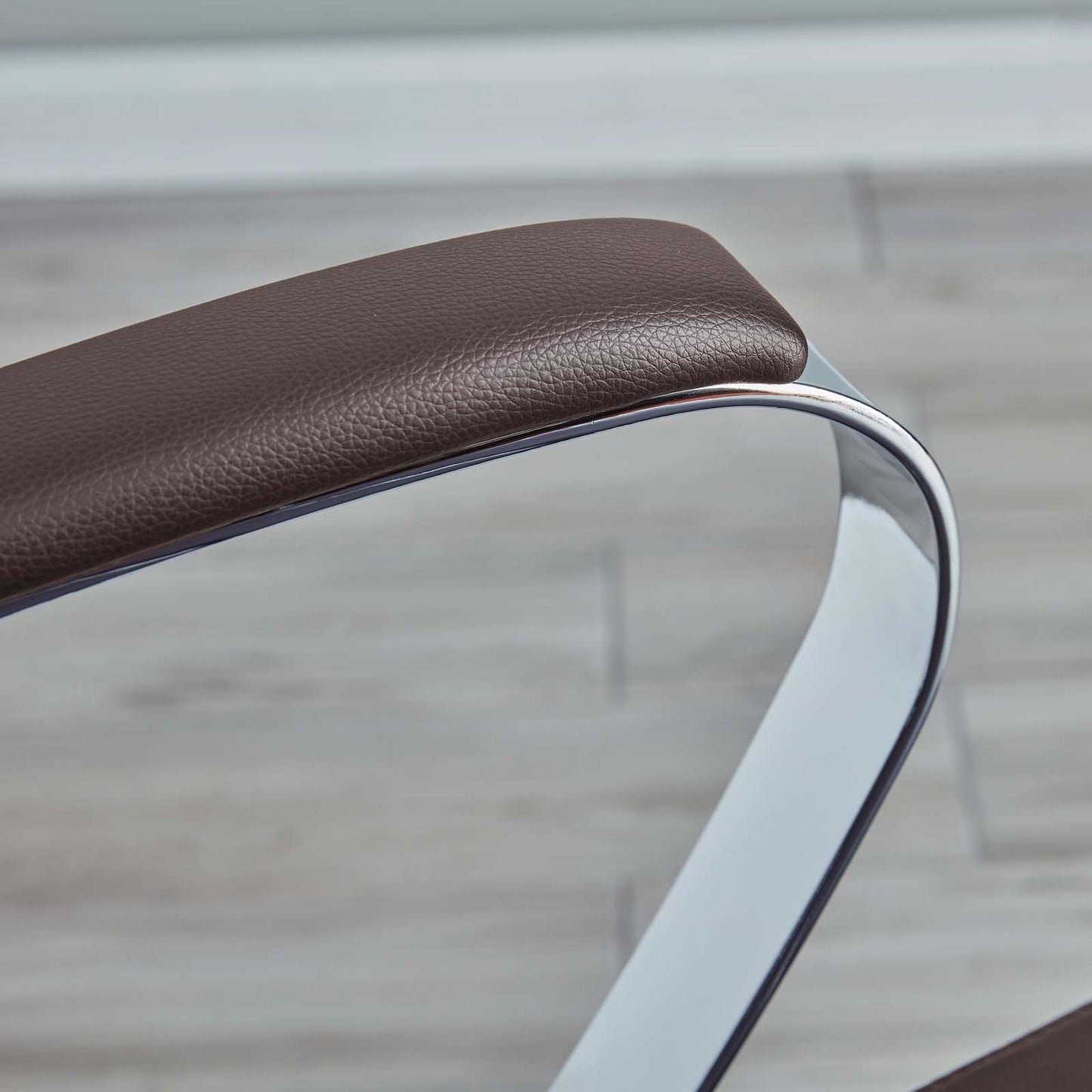 Chaise de bureau à dossier moyen Jive