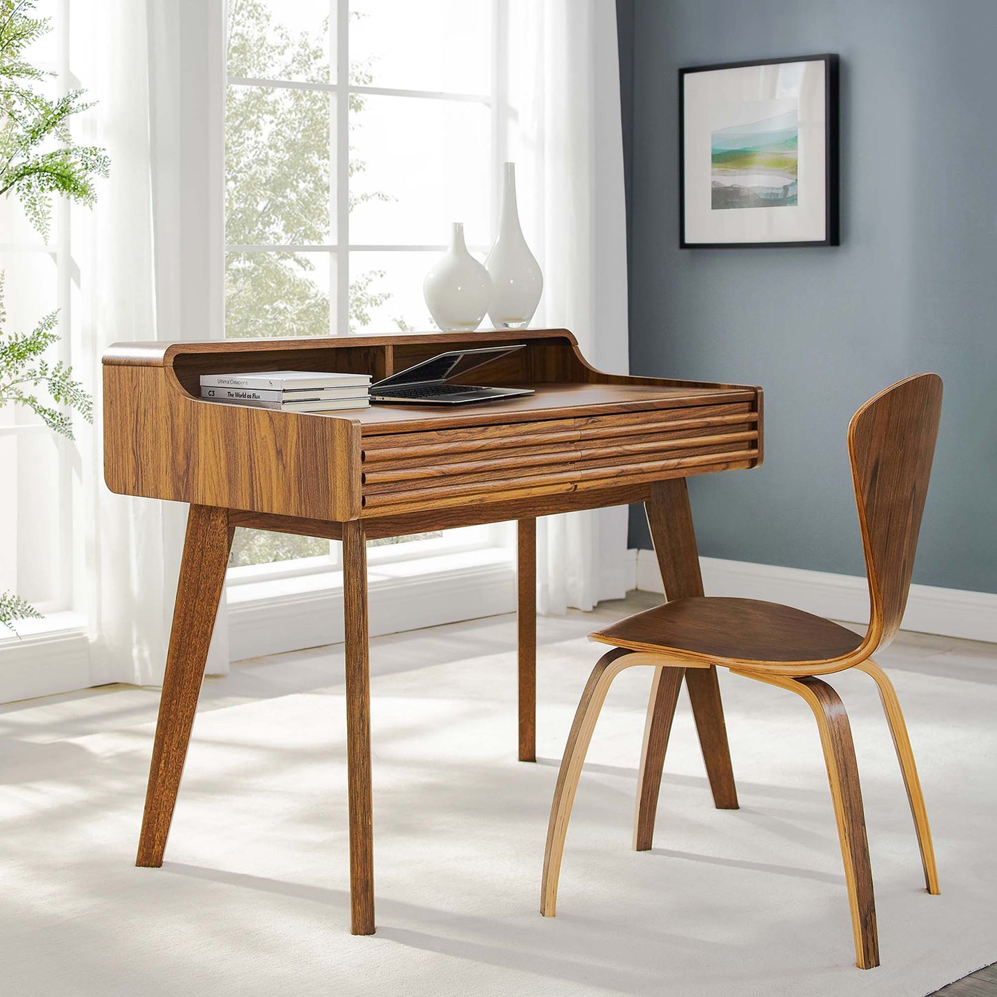 Render Writing Desk