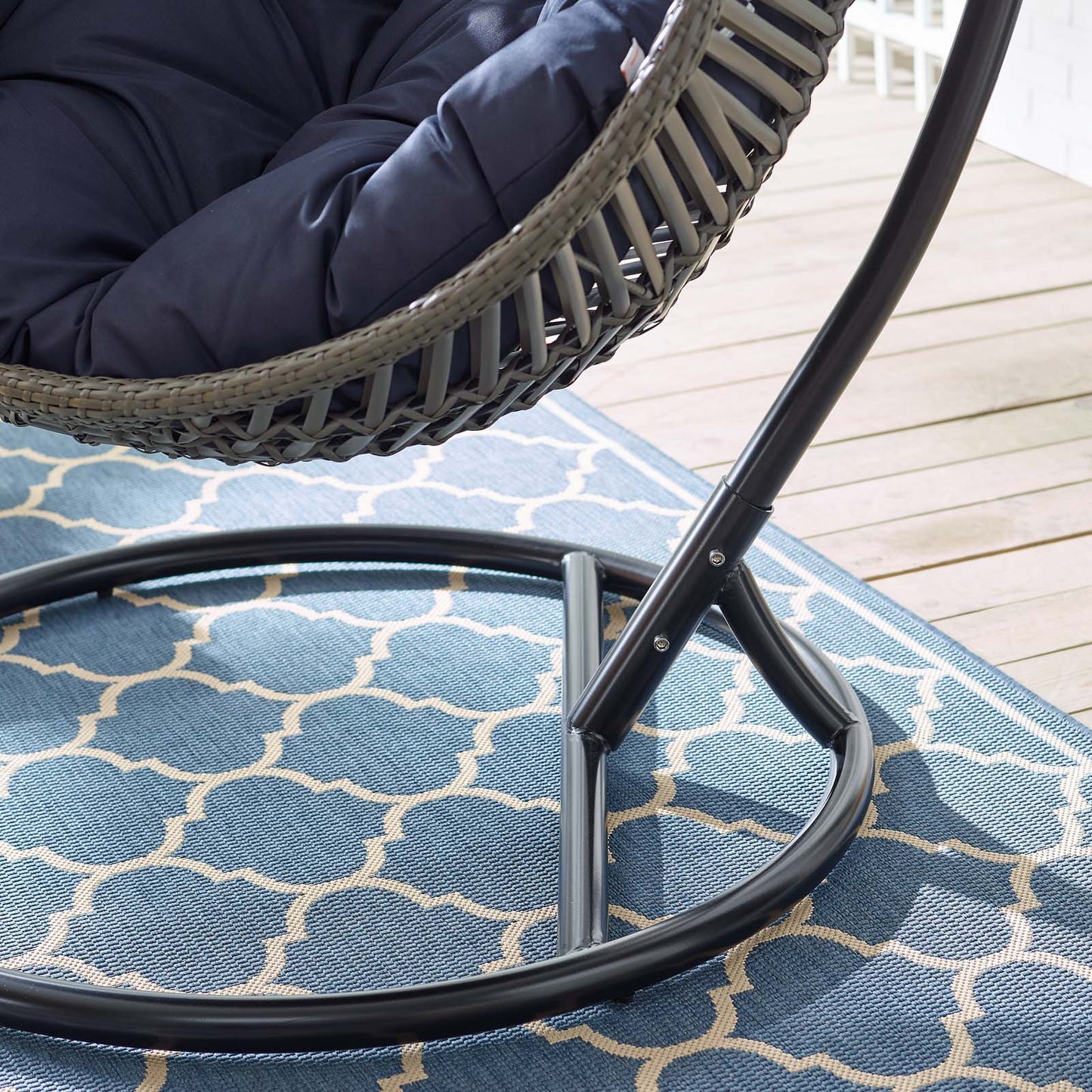 Silla mecedora para patio exterior con forma de lágrima Garner de Modway