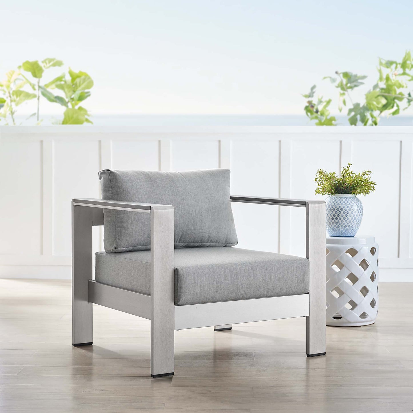 Sillón de exterior de aluminio con tela Sunbrella® Shore de Modway