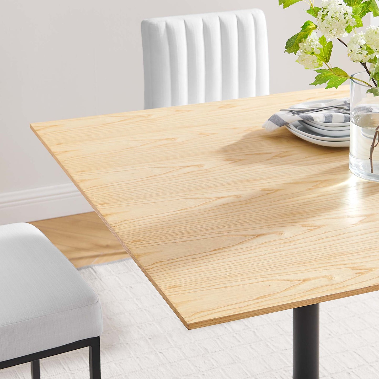 Lippa 40" Wood Dining Table