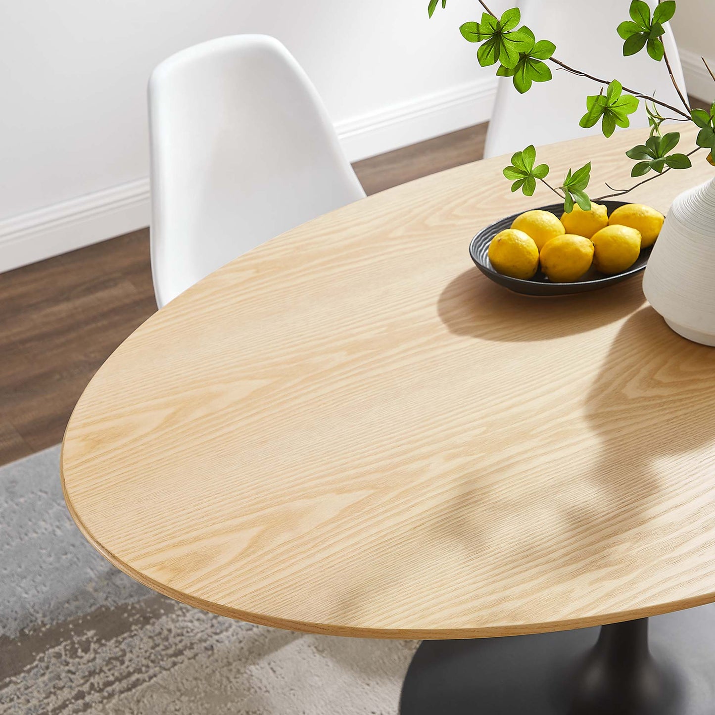 Table à manger ovale Lippa 60" en grain de bois par Modway