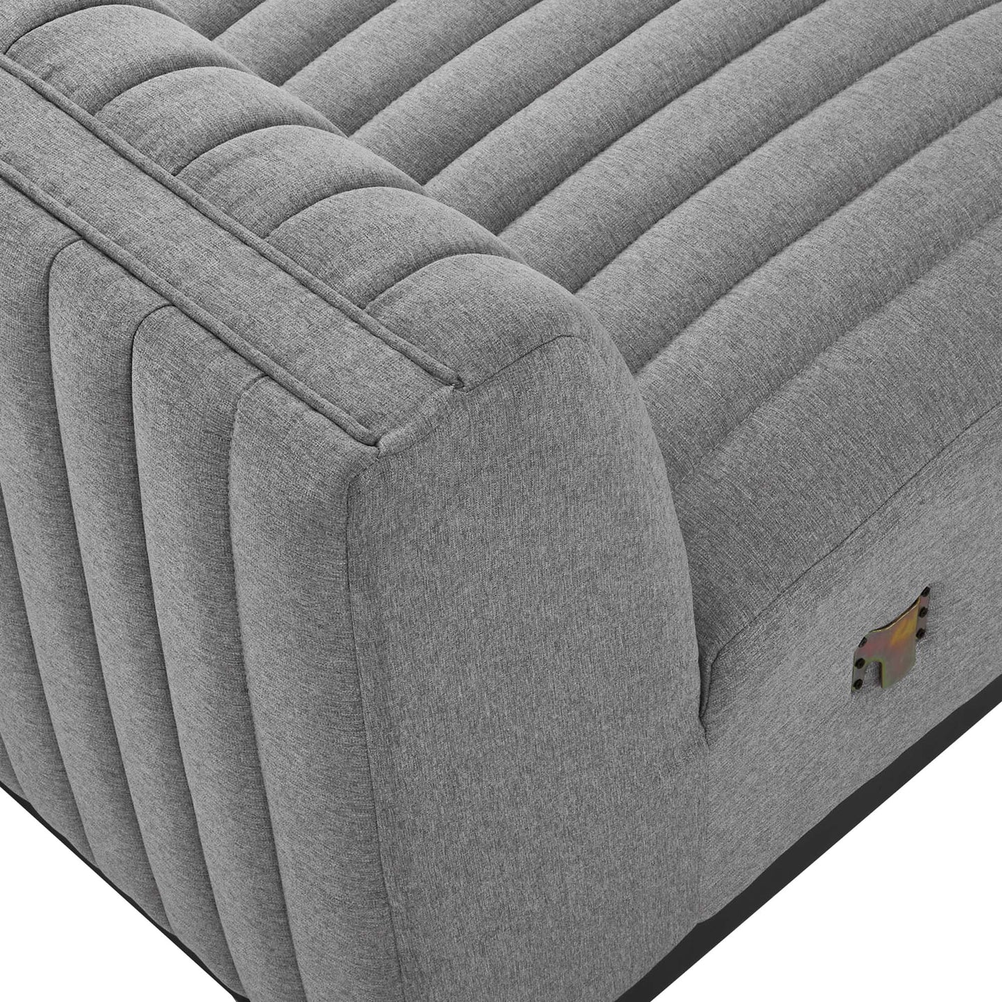 Chaise sans accoudoirs en tissu capitonné Conjure Channel par Modway