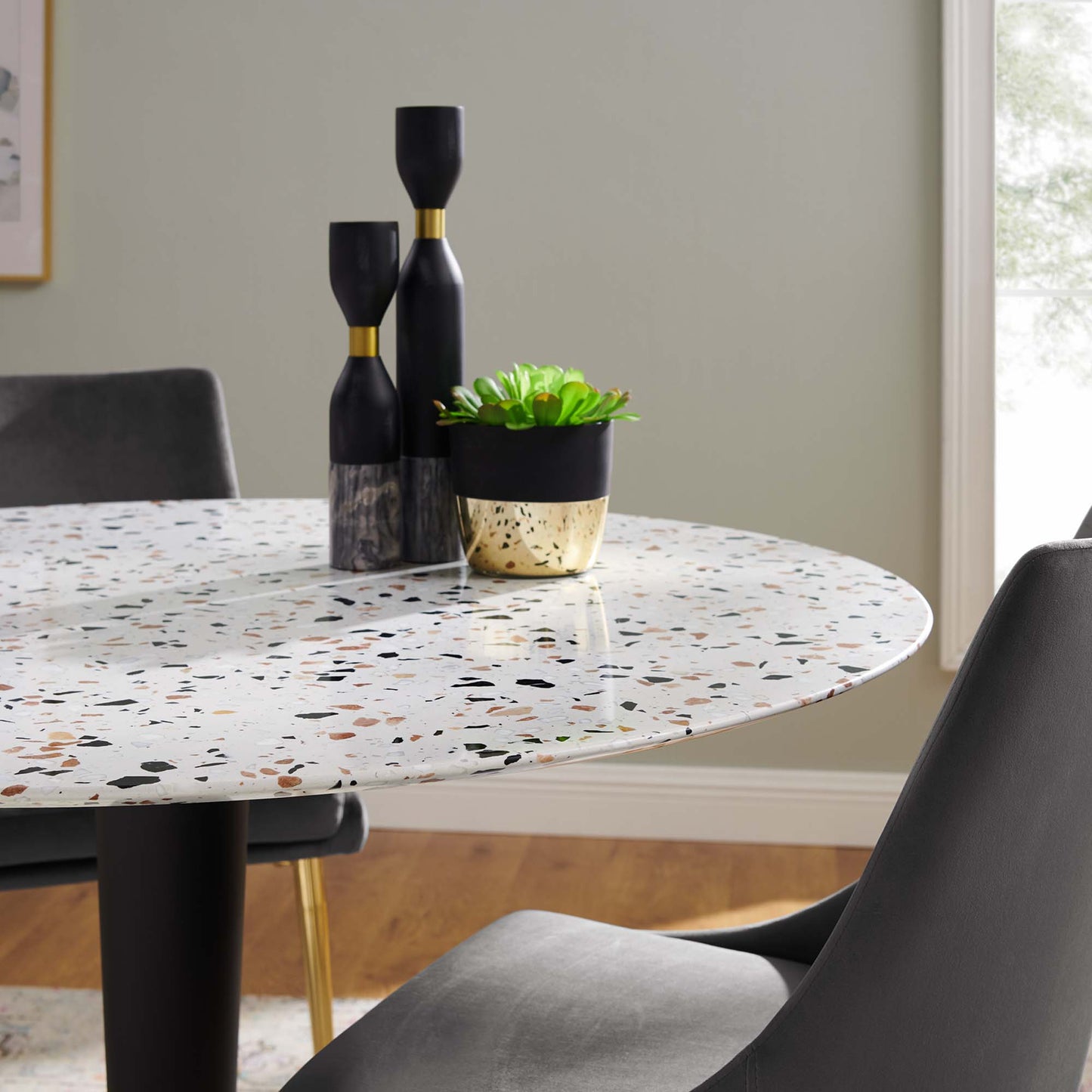 Zinque 47" Round Terrazzo Dining Table