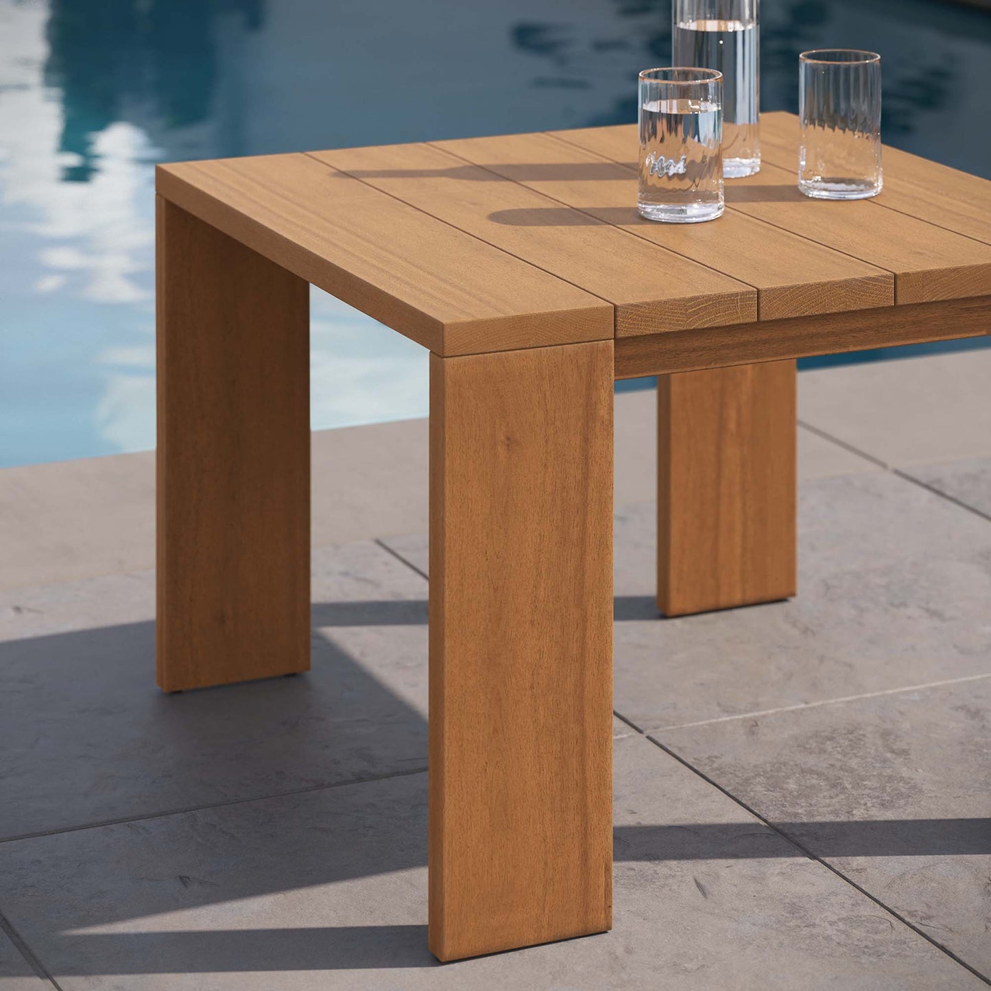 Table d'appoint d'extérieur en bois d'acacia Tahoe par Modway