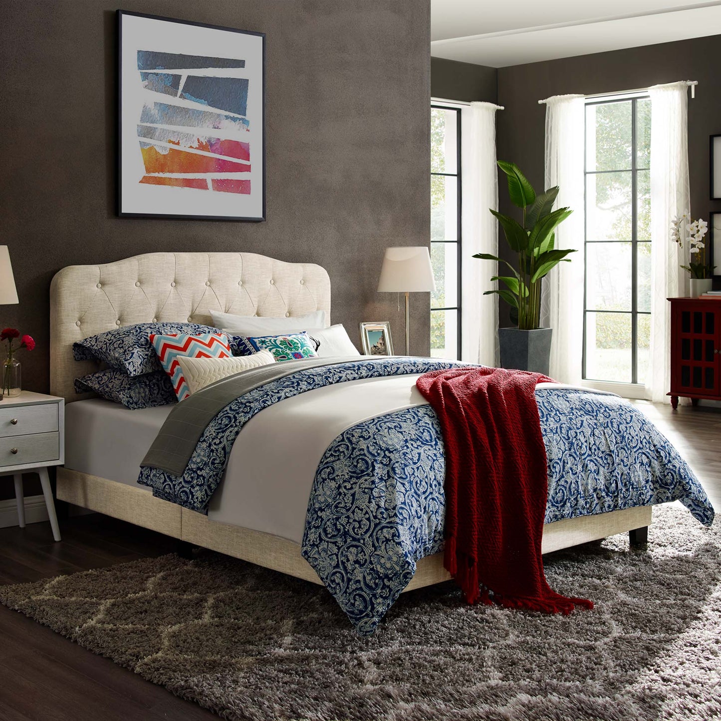 Amelia Upholstered Fabric King Bed