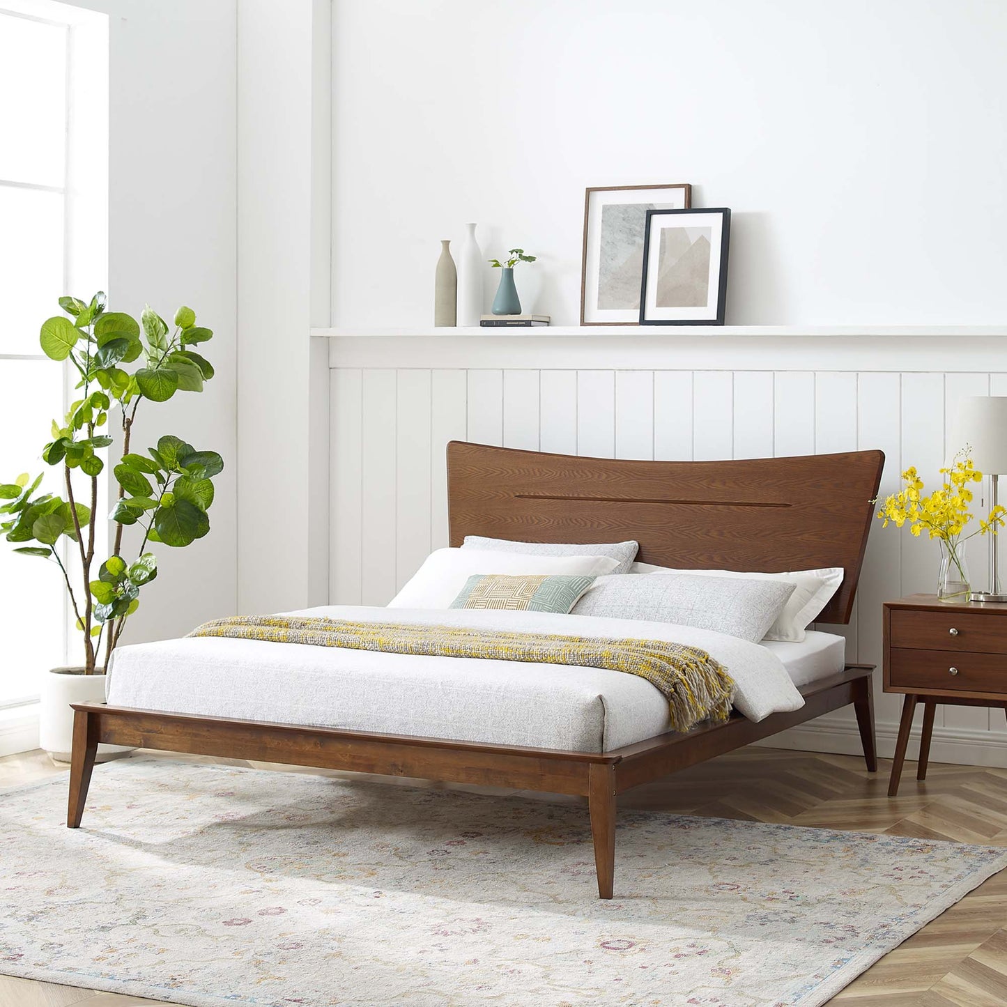 Astra Wood Queen Platform Bed