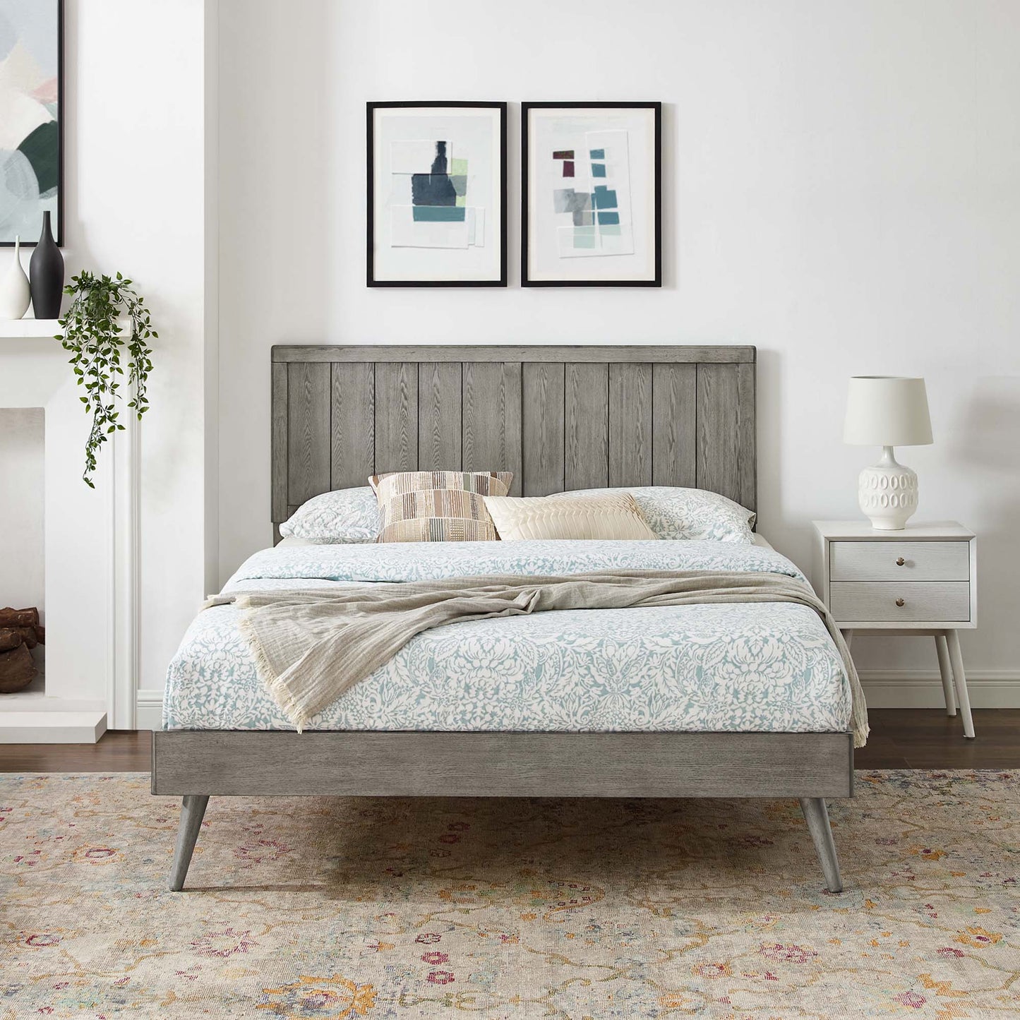 Alana Wood Queen Platform Bed With Splayed Legs