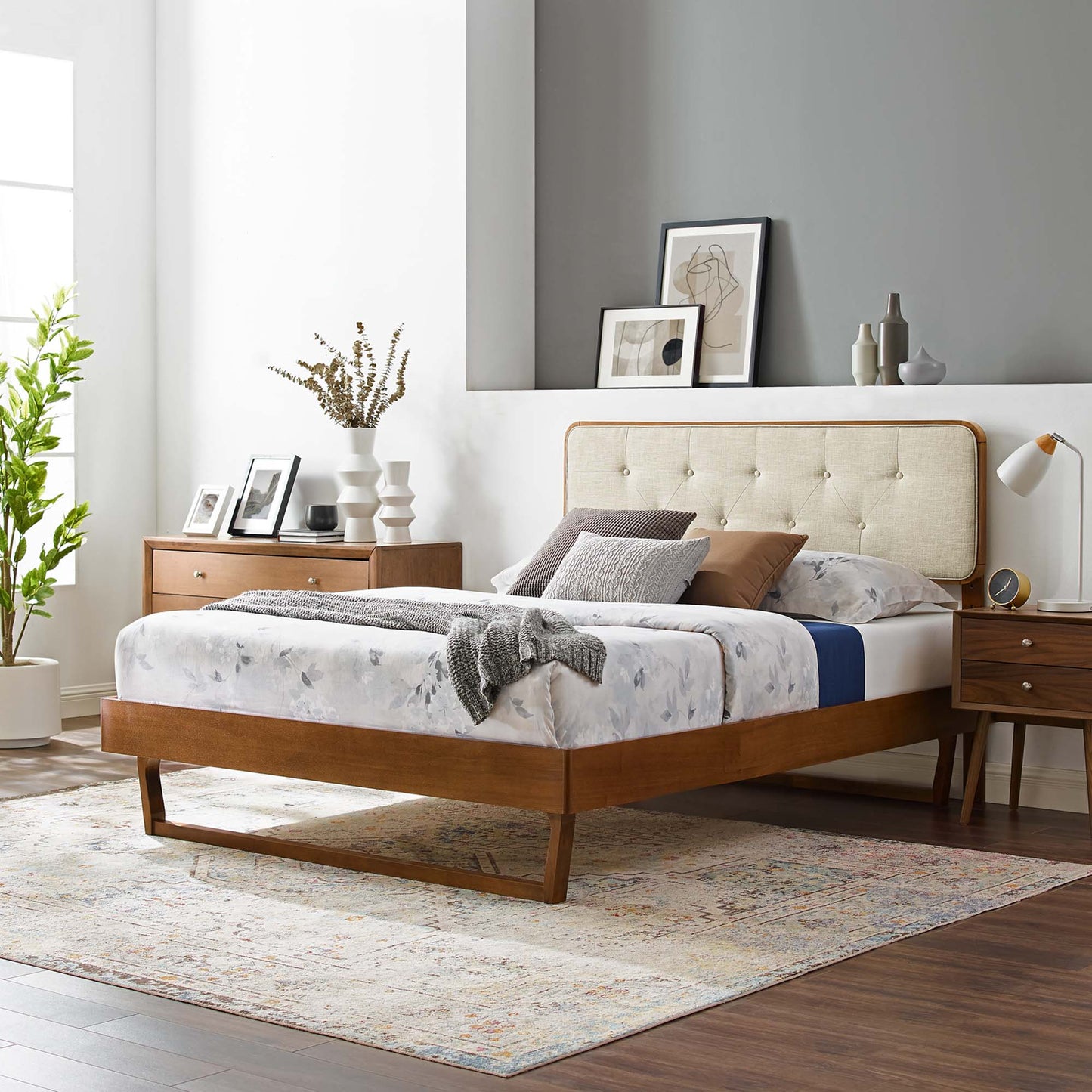 Bridgette Wood Queen Platform Bed With Angular Frame