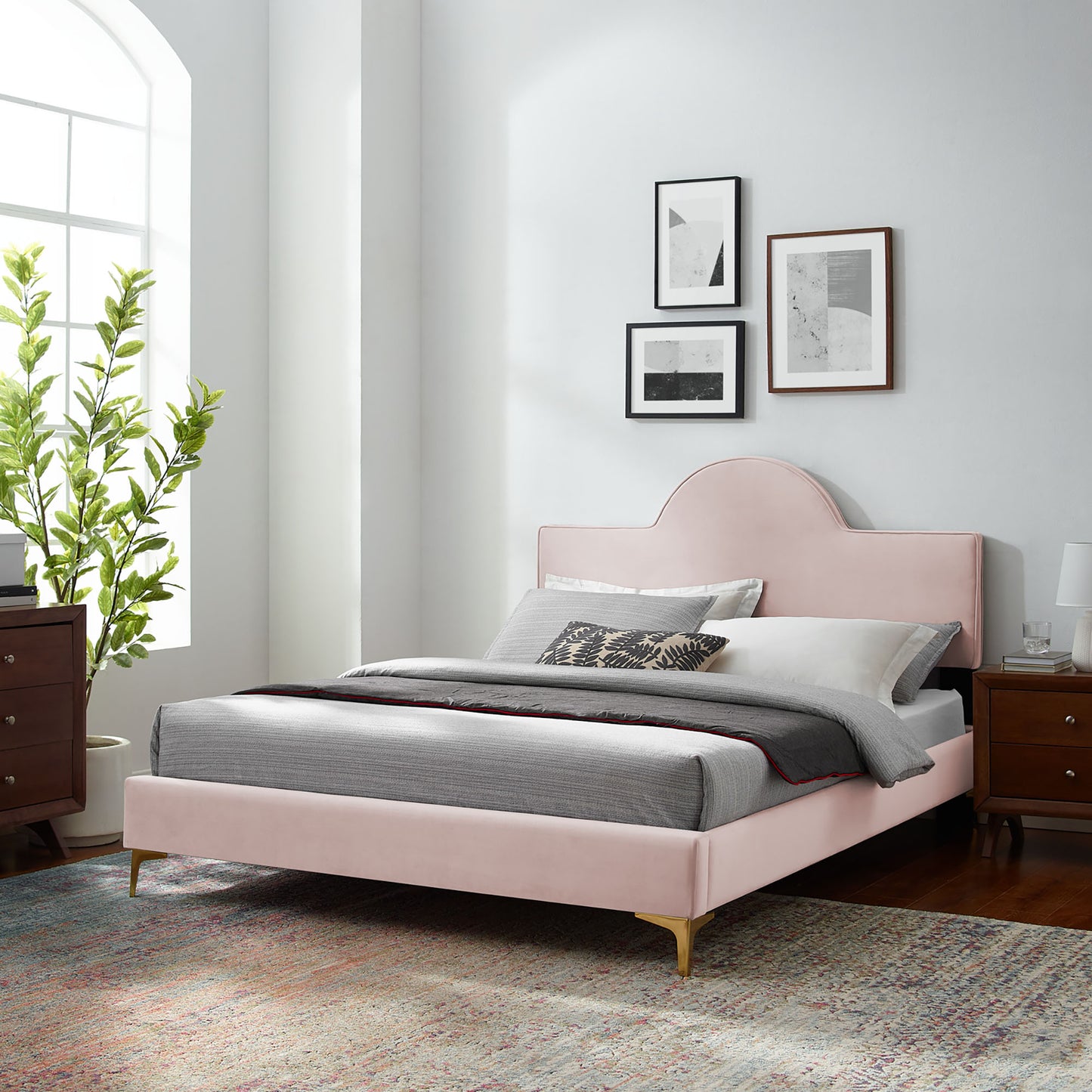 Sunny Performance Velvet Queen Bed