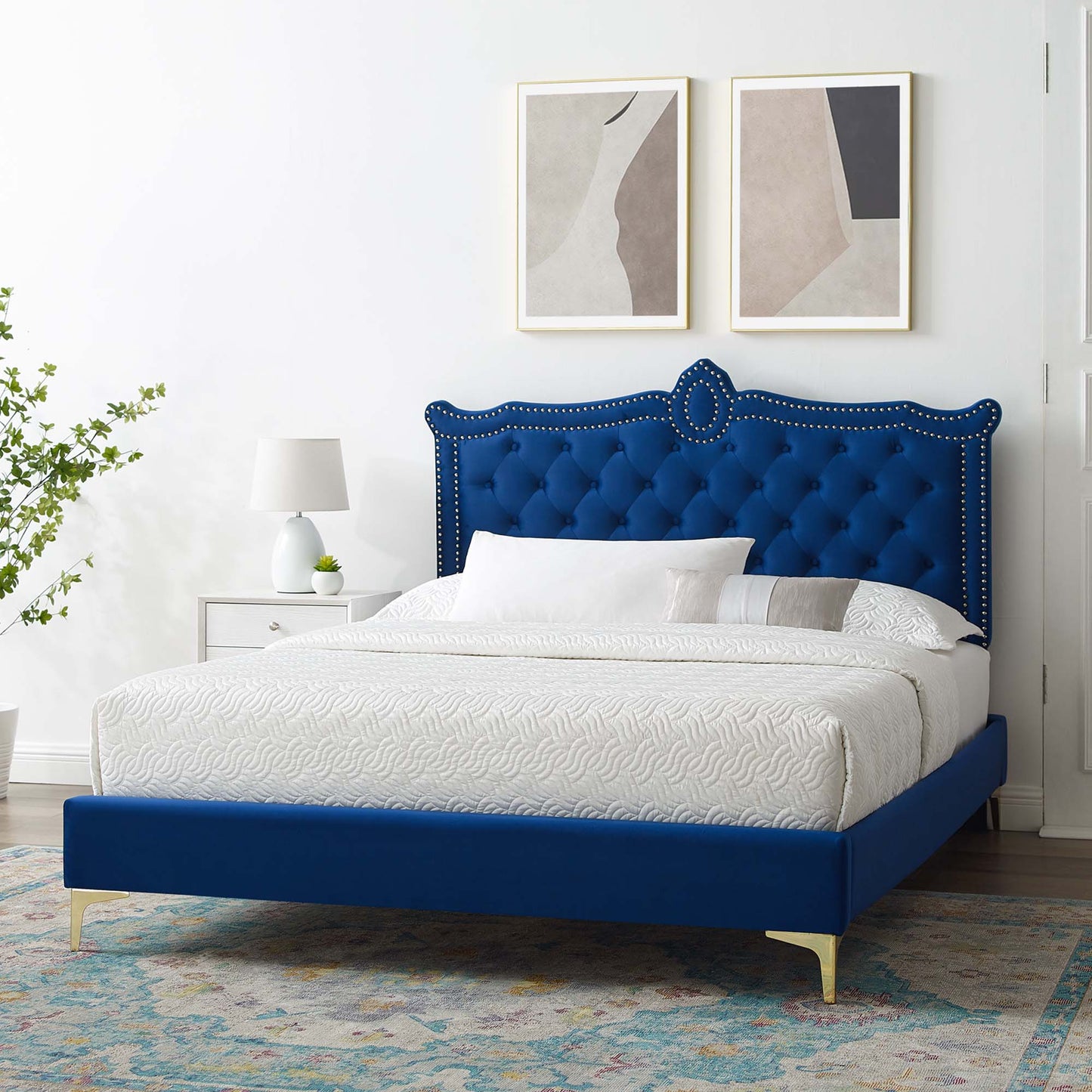 Clara Performance Velvet Queen Platform Bed