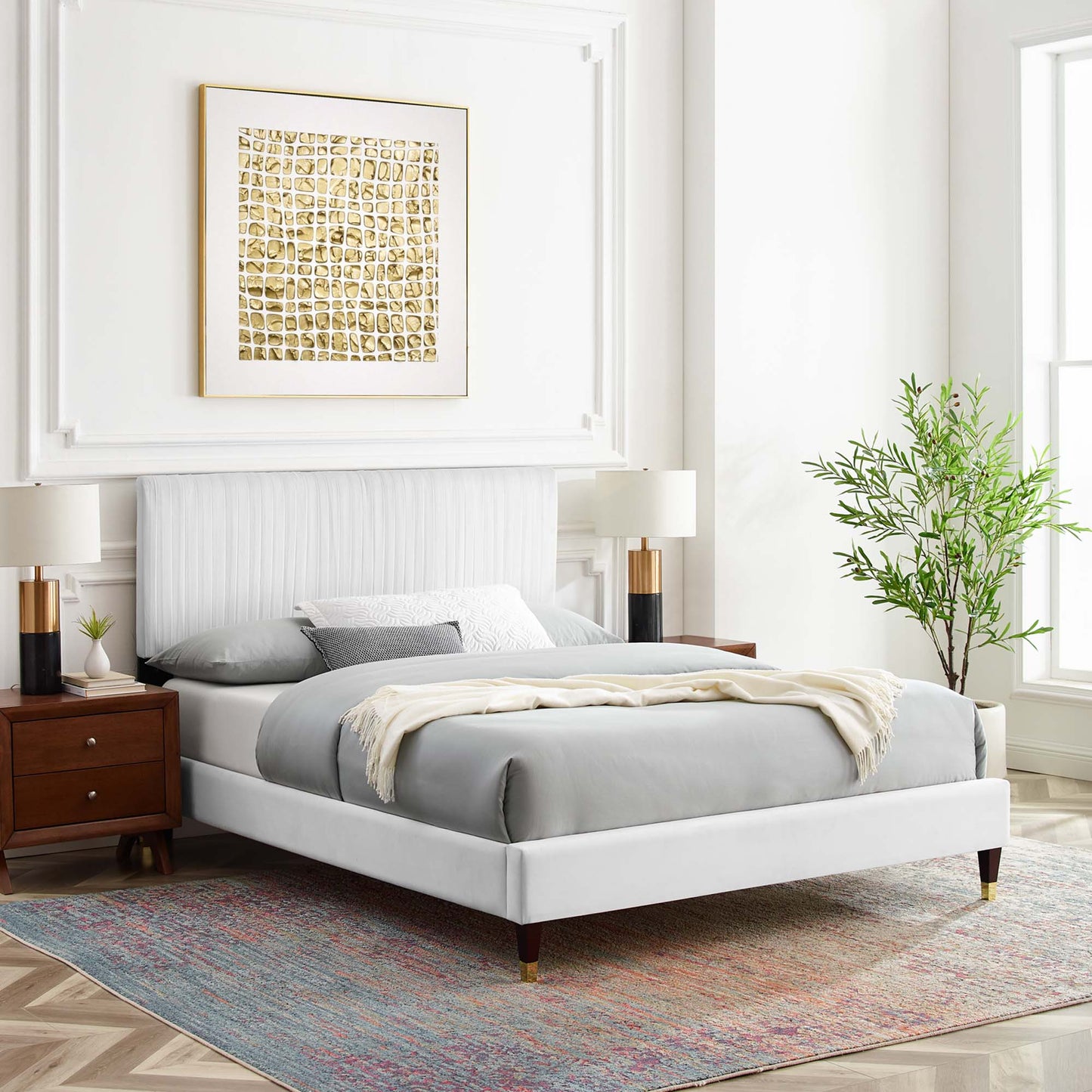 Peyton Performance Velvet Queen Platform Bed