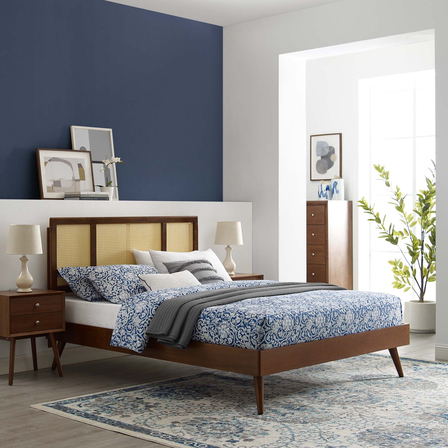 Kelsea Cane and Wood Full Platform Bed With Splayed Legs