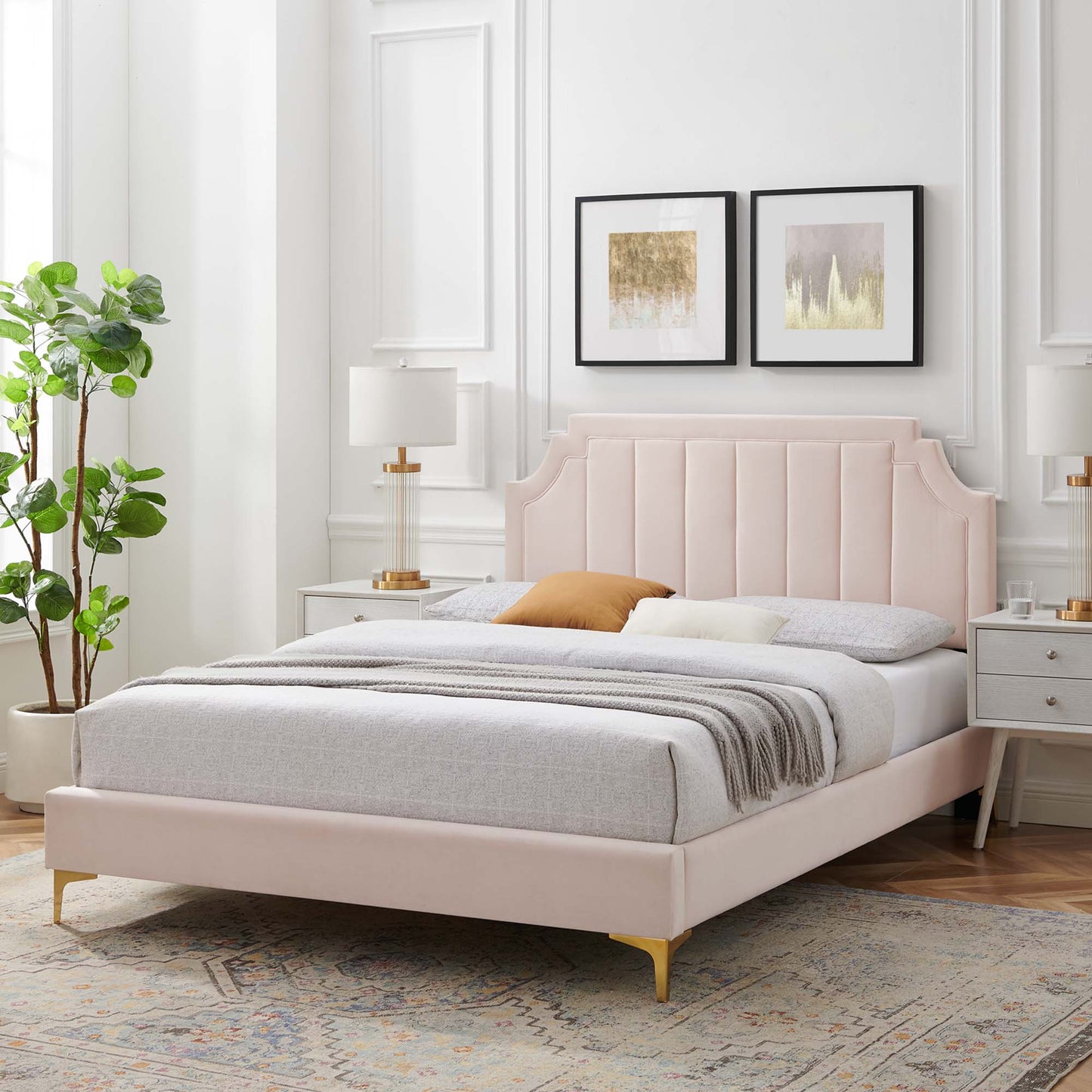 Sienna Performance Velvet Queen Platform Bed