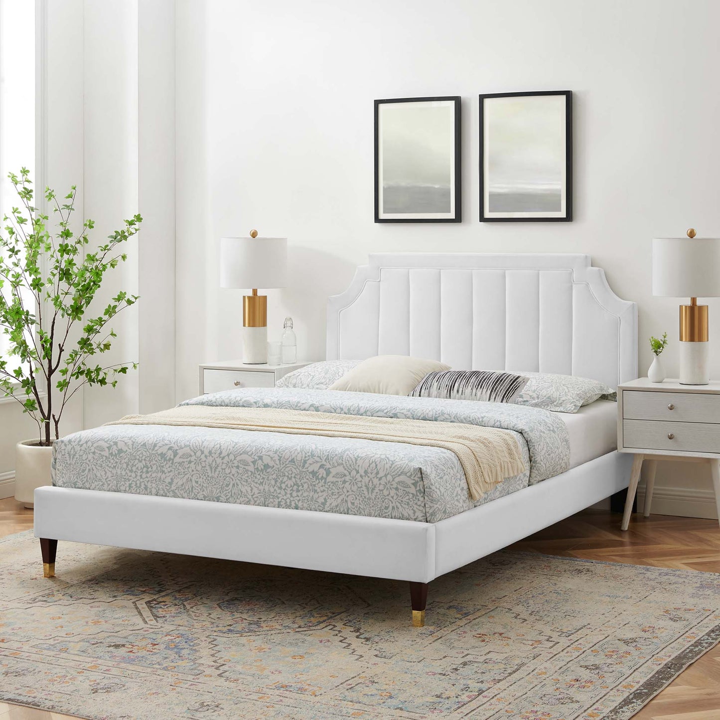 Sienna Performance Velvet Queen Platform Bed