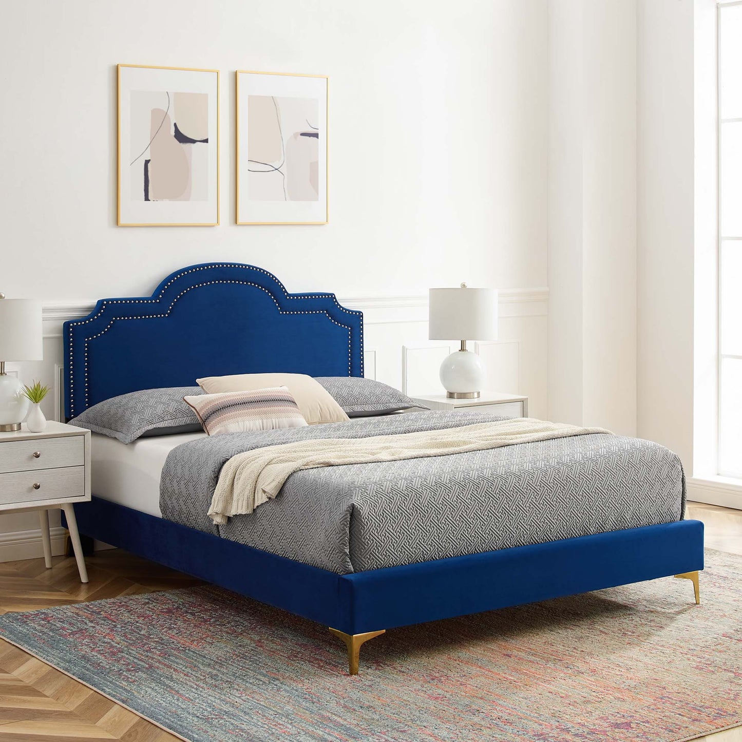 Aviana Performance Velvet King Bed