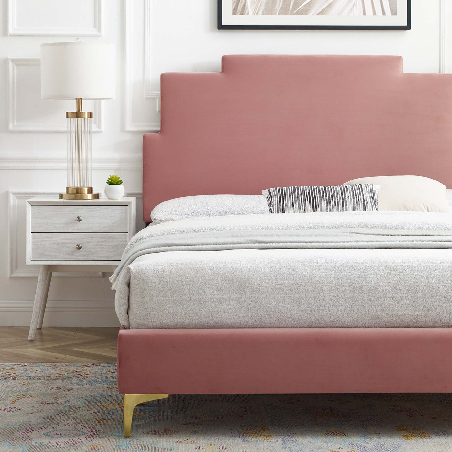 Cama doble con plataforma de terciopelo Lindsey Performance de Modway