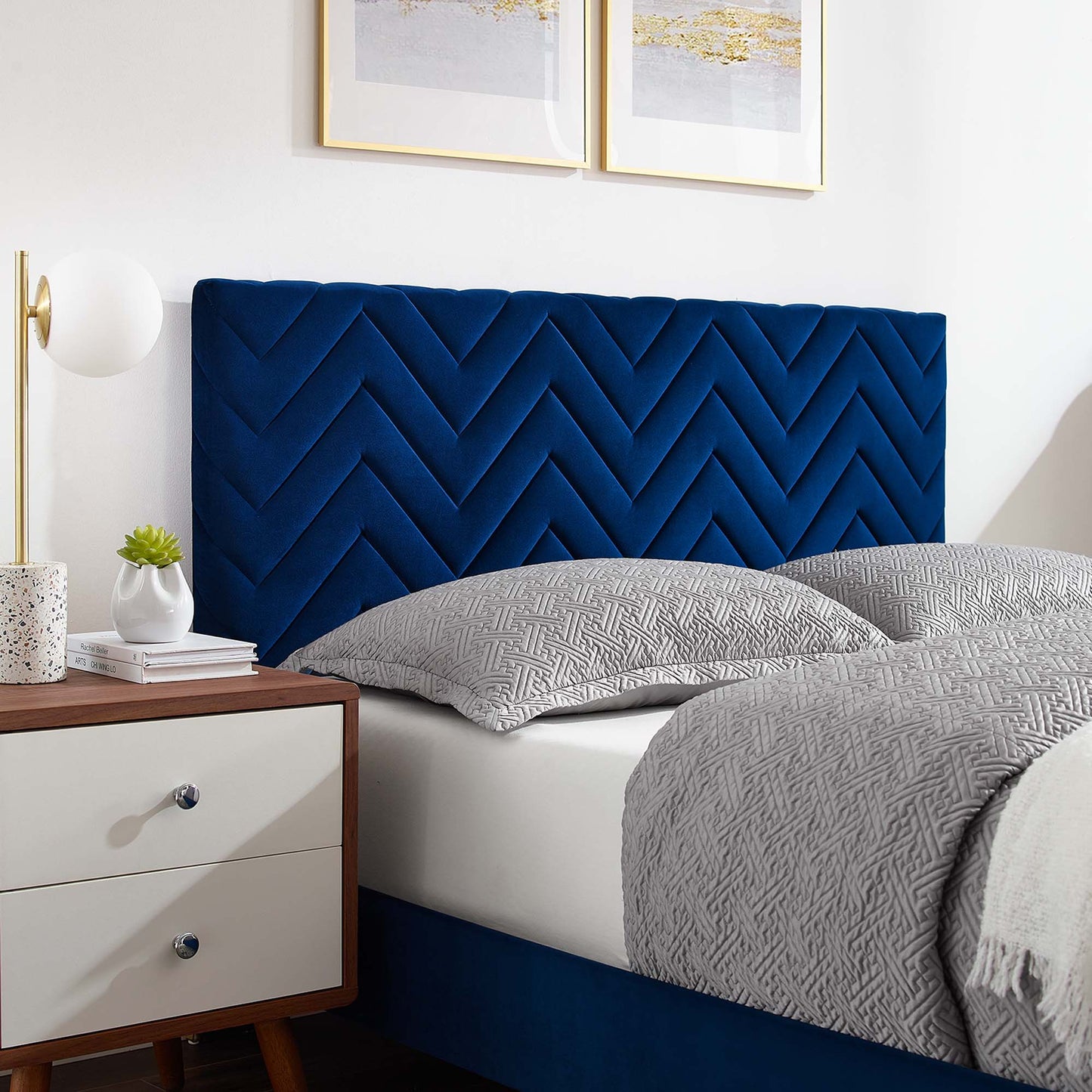 Leah Chevron Tufted Performance Velvet Full Platform Bed