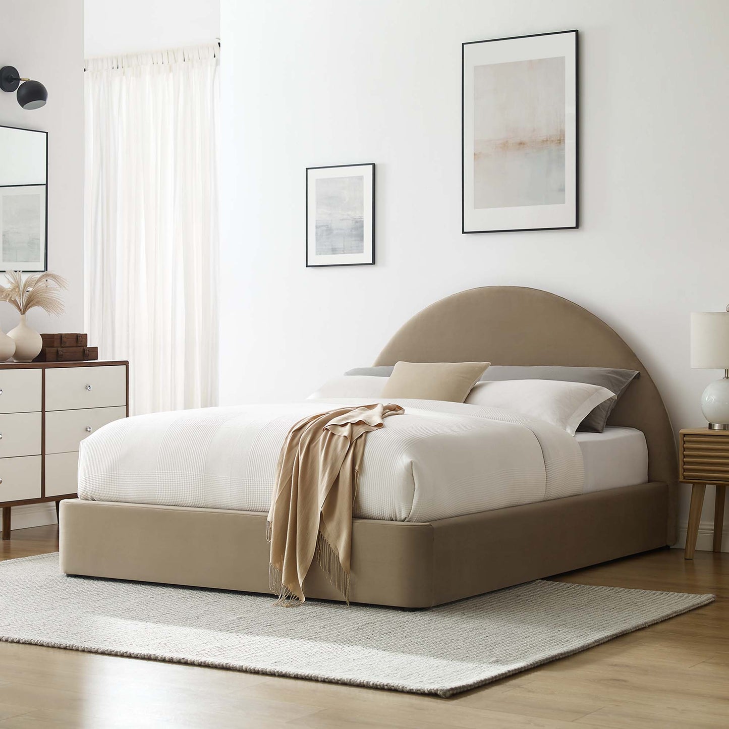 Resort Performance Velvet Arched Round Full Platform Bed