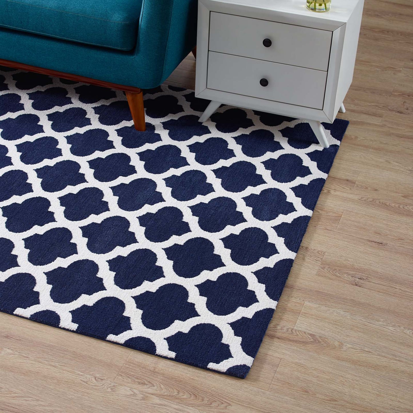 Tapis marocain Lida 8x10 en treillis par Modway