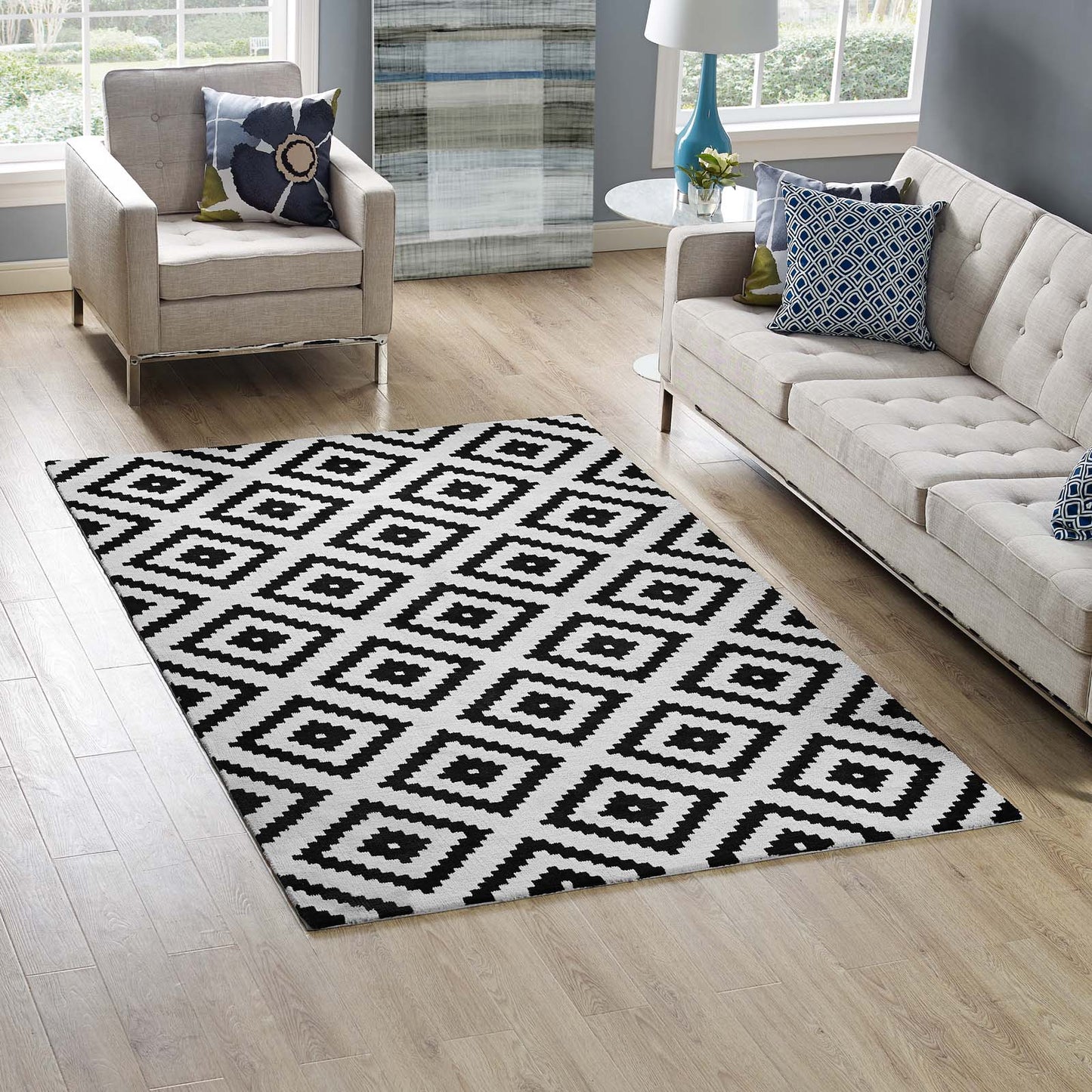 Alika Abstract Diamond Trellis 5x8 Area Rug