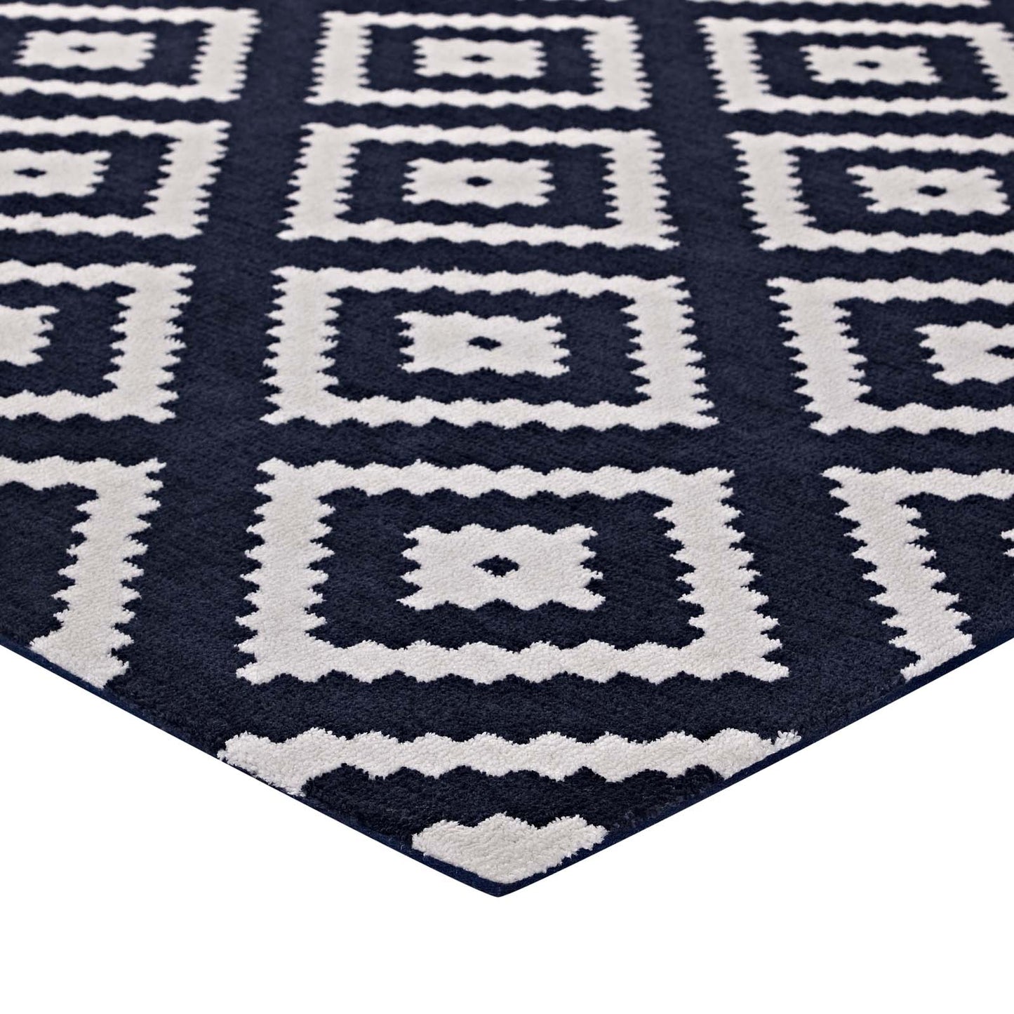 Alika Abstract Diamond Trellis 8x10 Area Rug