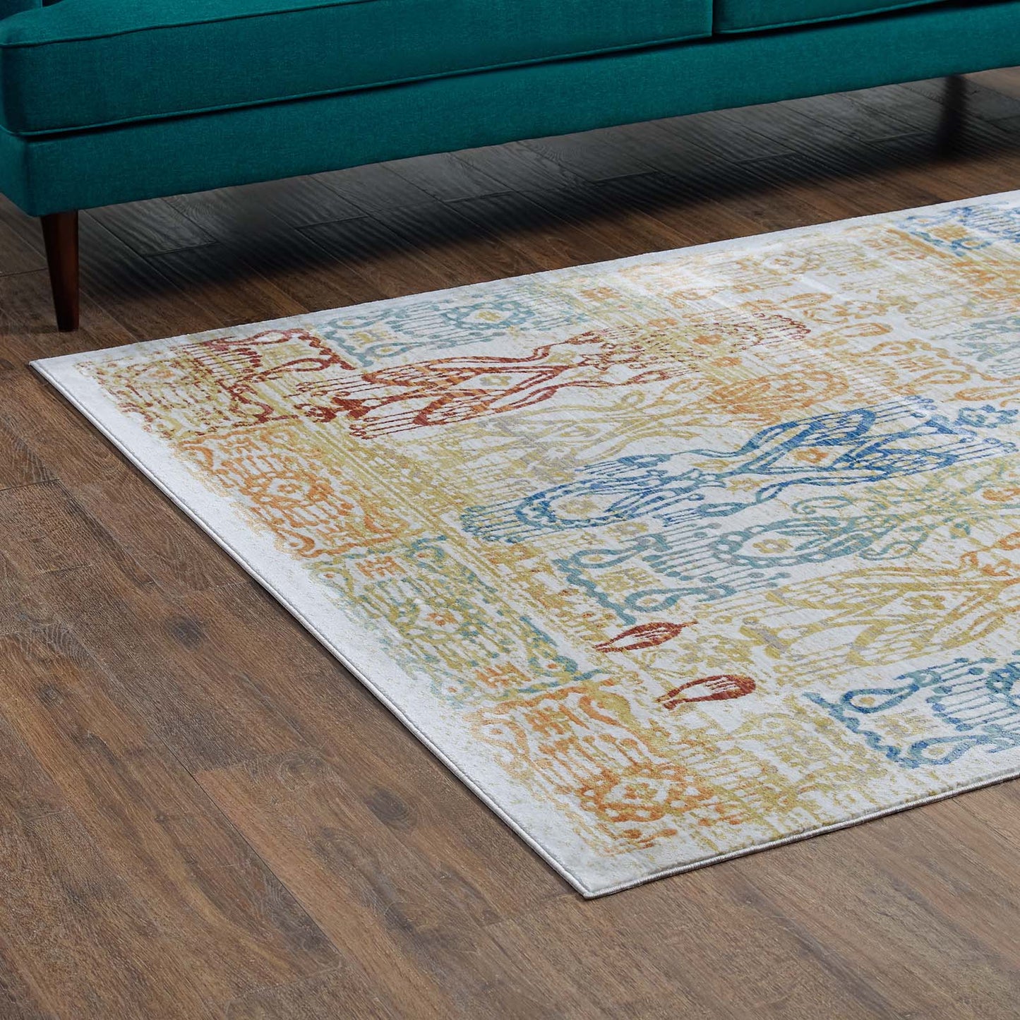 Solimar Distressed Southwestern Aztec 5x8 Area Rug