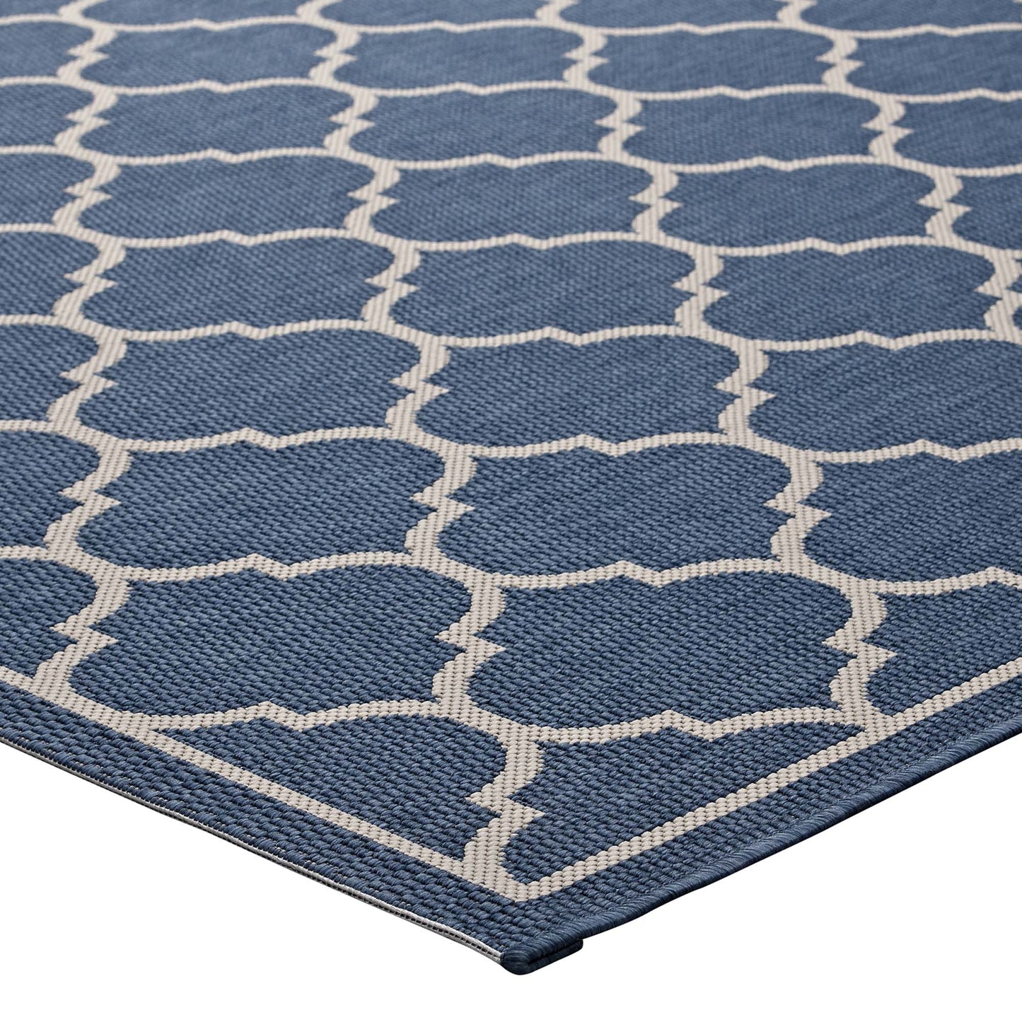 Avena Moroccan Quatrefoil Trellis Indoor and Outdoor 4x6 Area Rug