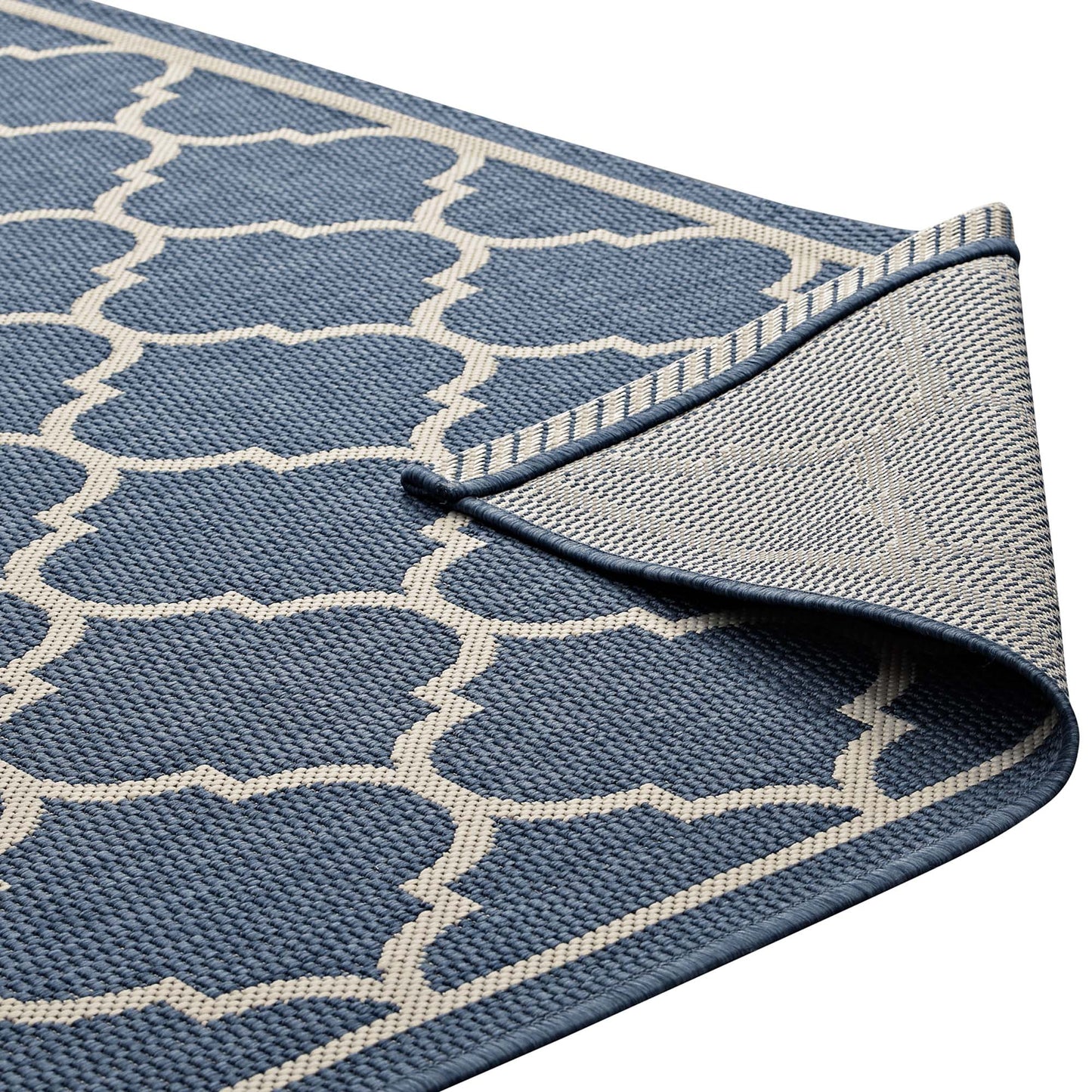 Avena Moroccan Quatrefoil Trellis Indoor and Outdoor 4x6 Area Rug