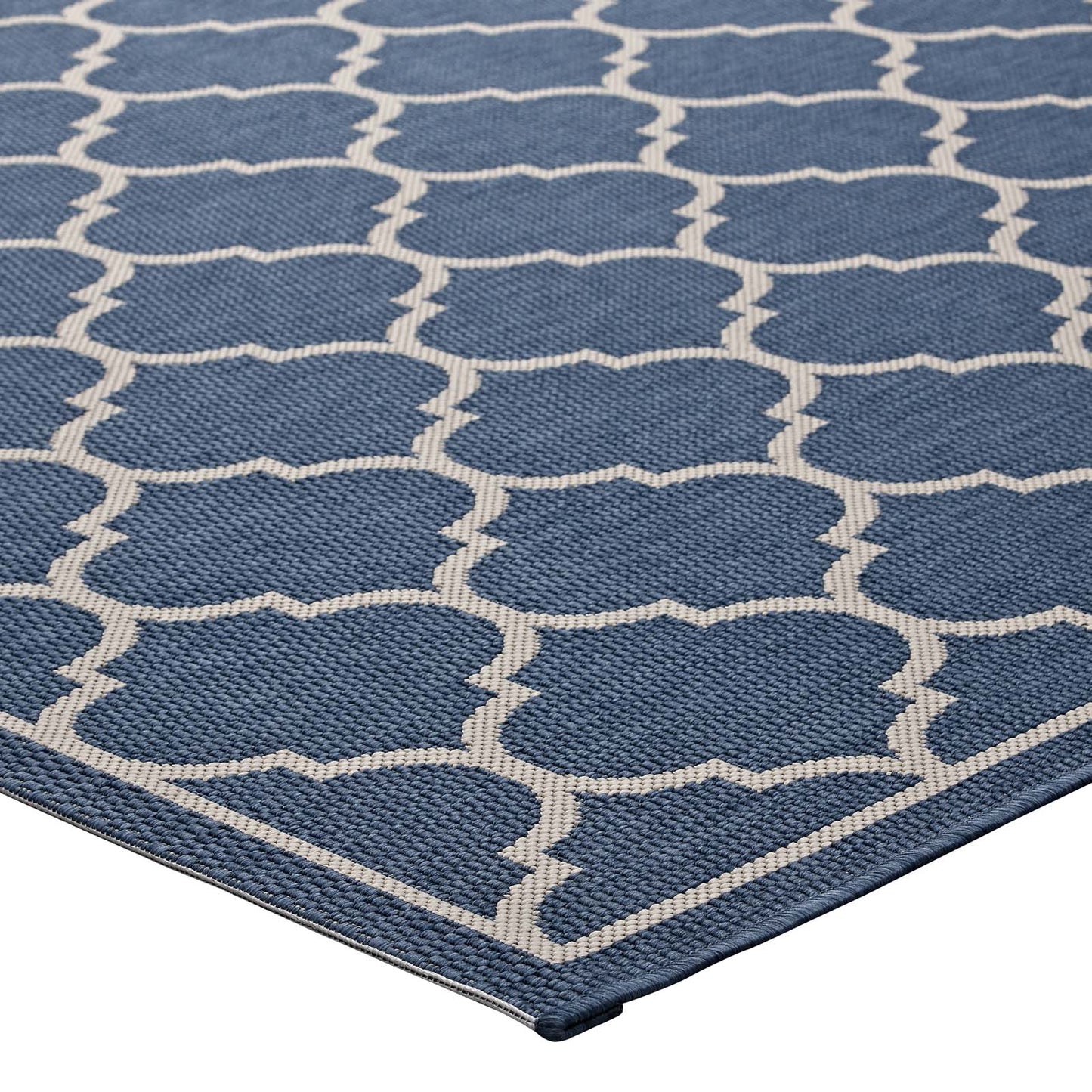 Avena Moroccan Quatrefoil Trellis Indoor and Outdoor 8x10 Area Rug