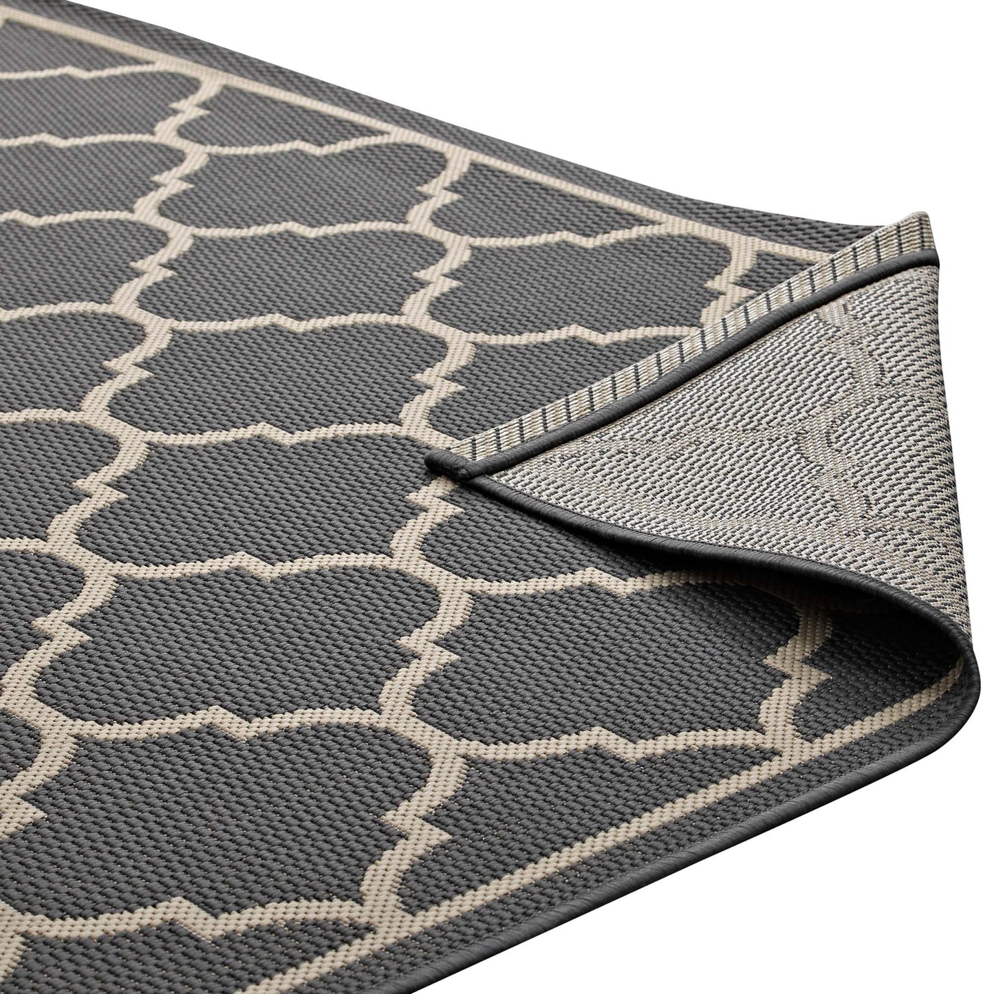 Avena Moroccan Quatrefoil Trellis Indoor and Outdoor 4x6 Area Rug