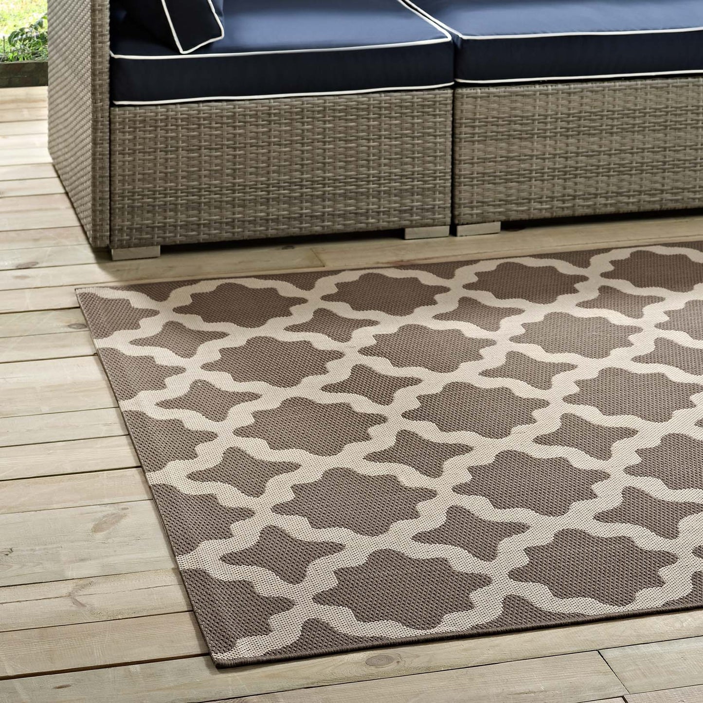 Cerelia Moroccan Trellis Indoor and Outdoor 5x8 Area Rug