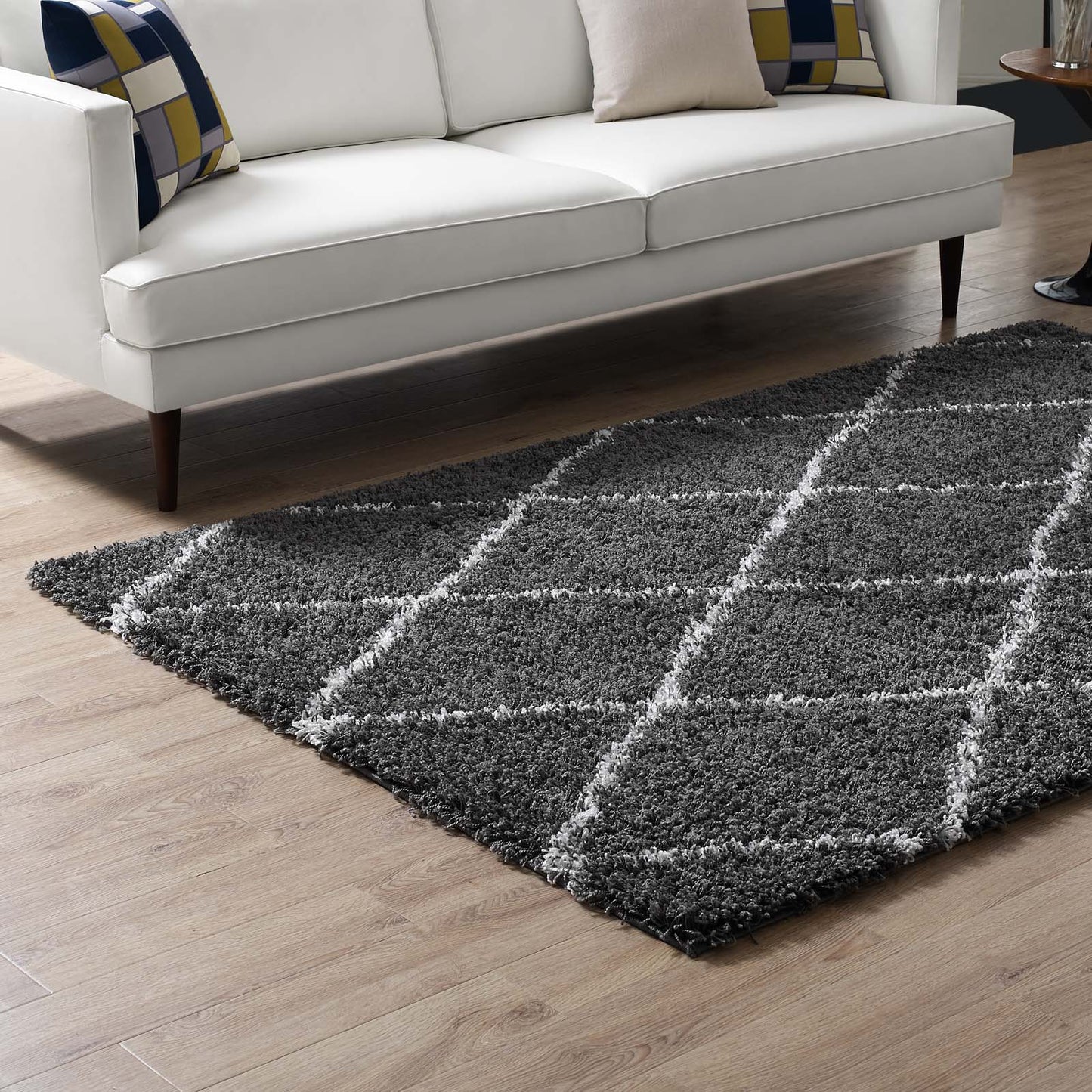 Tapis à poils longs Toryn Diamond Lattice 5x8 de Modway