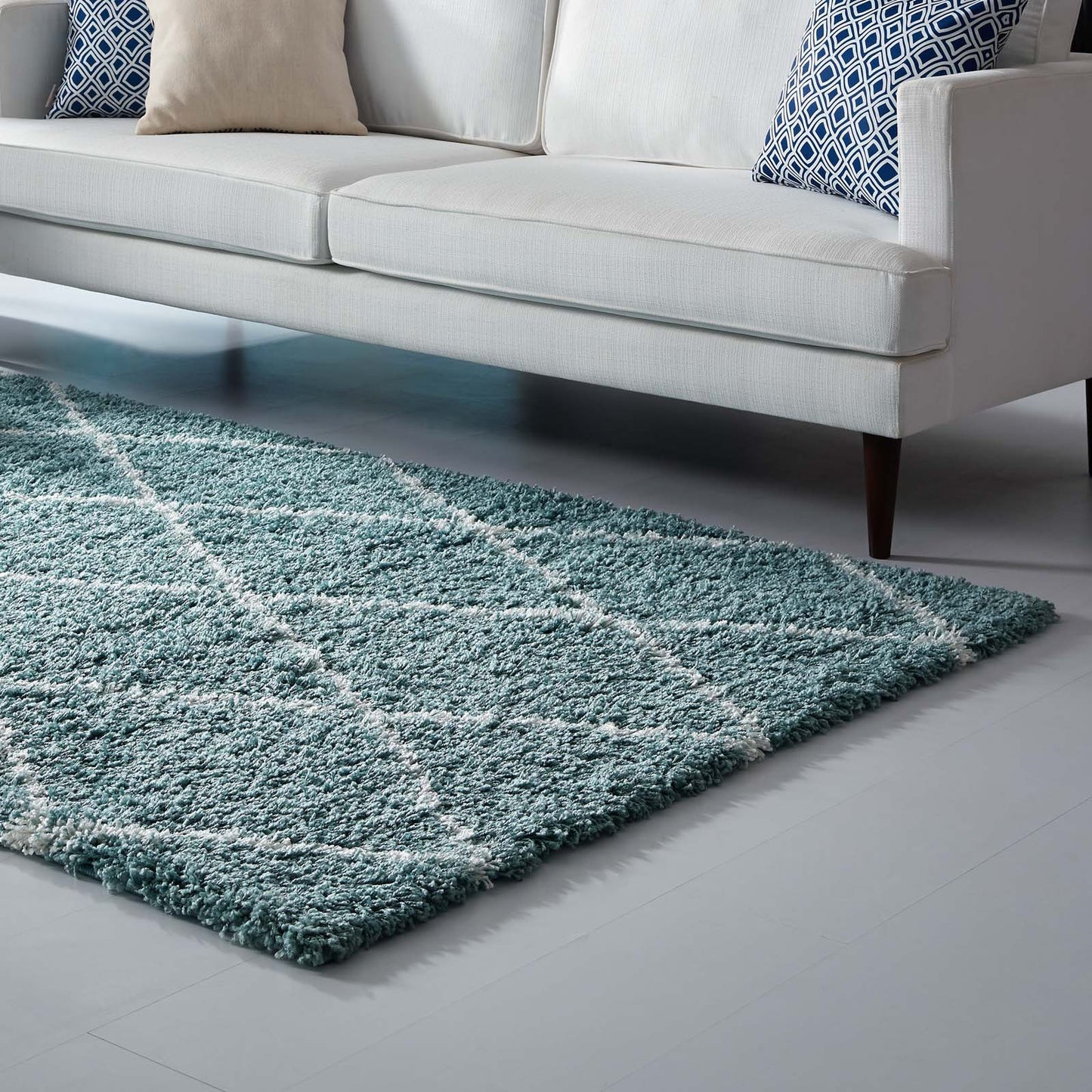 Tapis à poils longs Toryn Diamond Lattice 5x8 de Modway