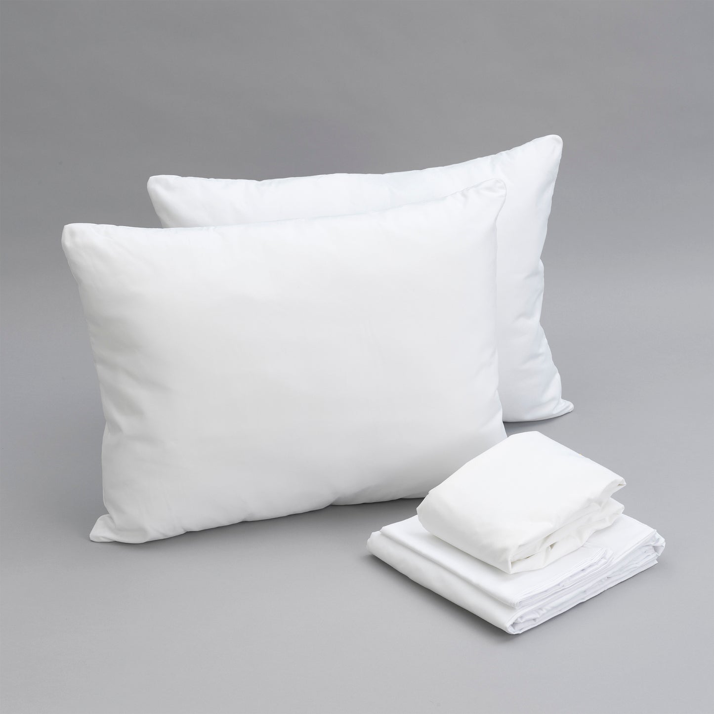 Essentials Bedding Bundle Queen: Pillows, Sheet Set, Mattress Protector